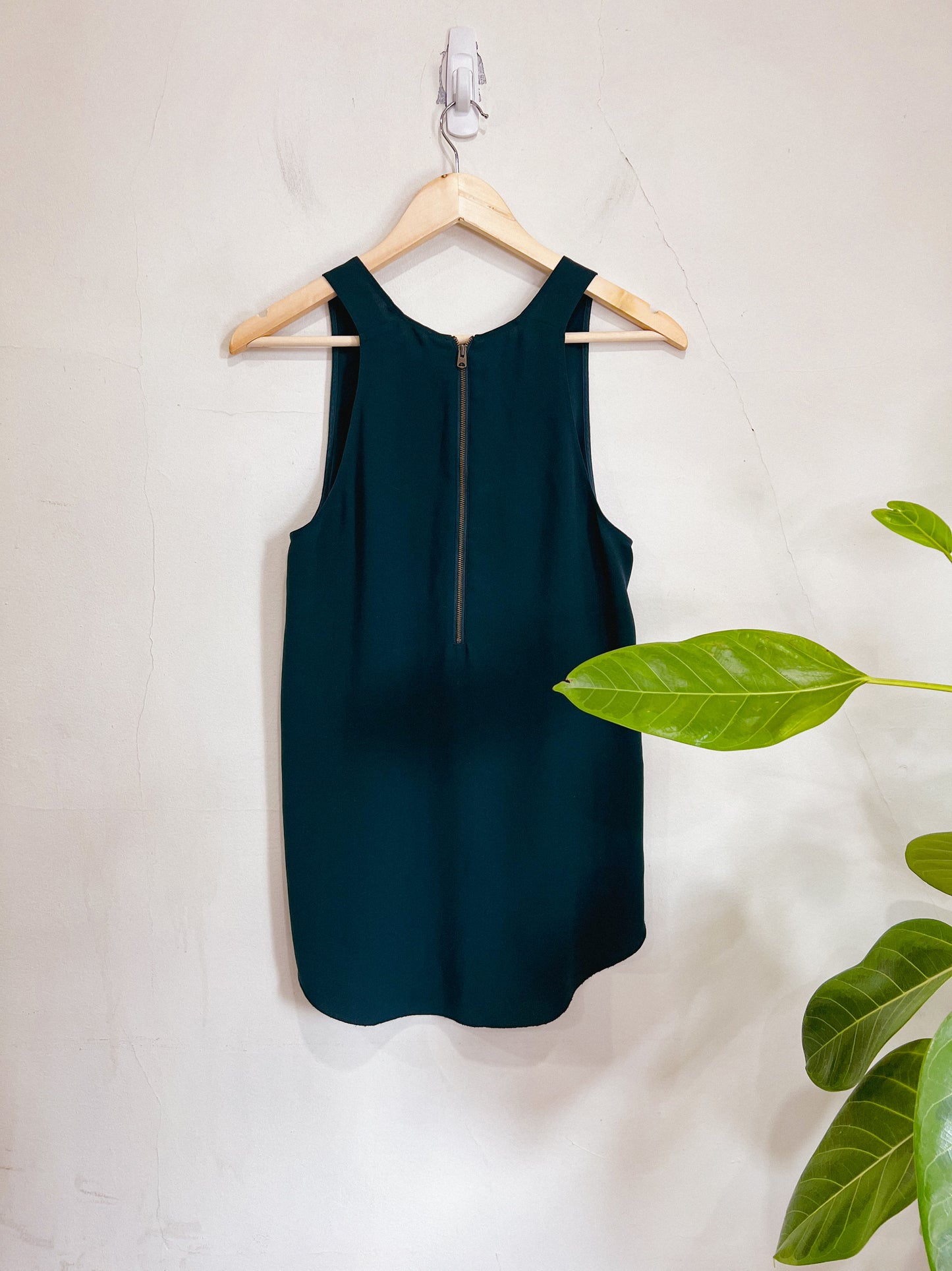 Wilfred Sleeveless Top in Dark Green (Size M)