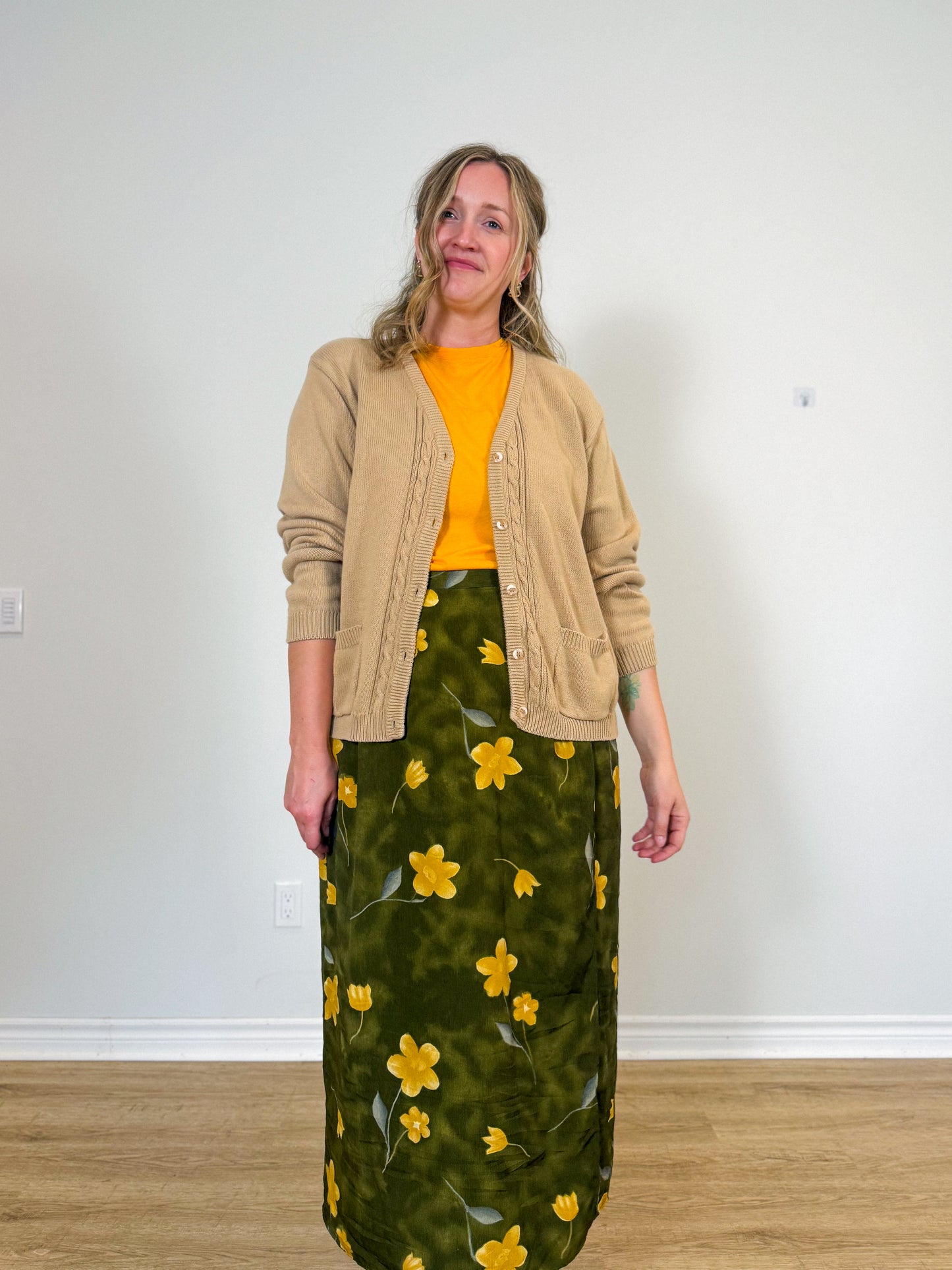 Vintage Cotton Cardigan in Beige (Size XL)