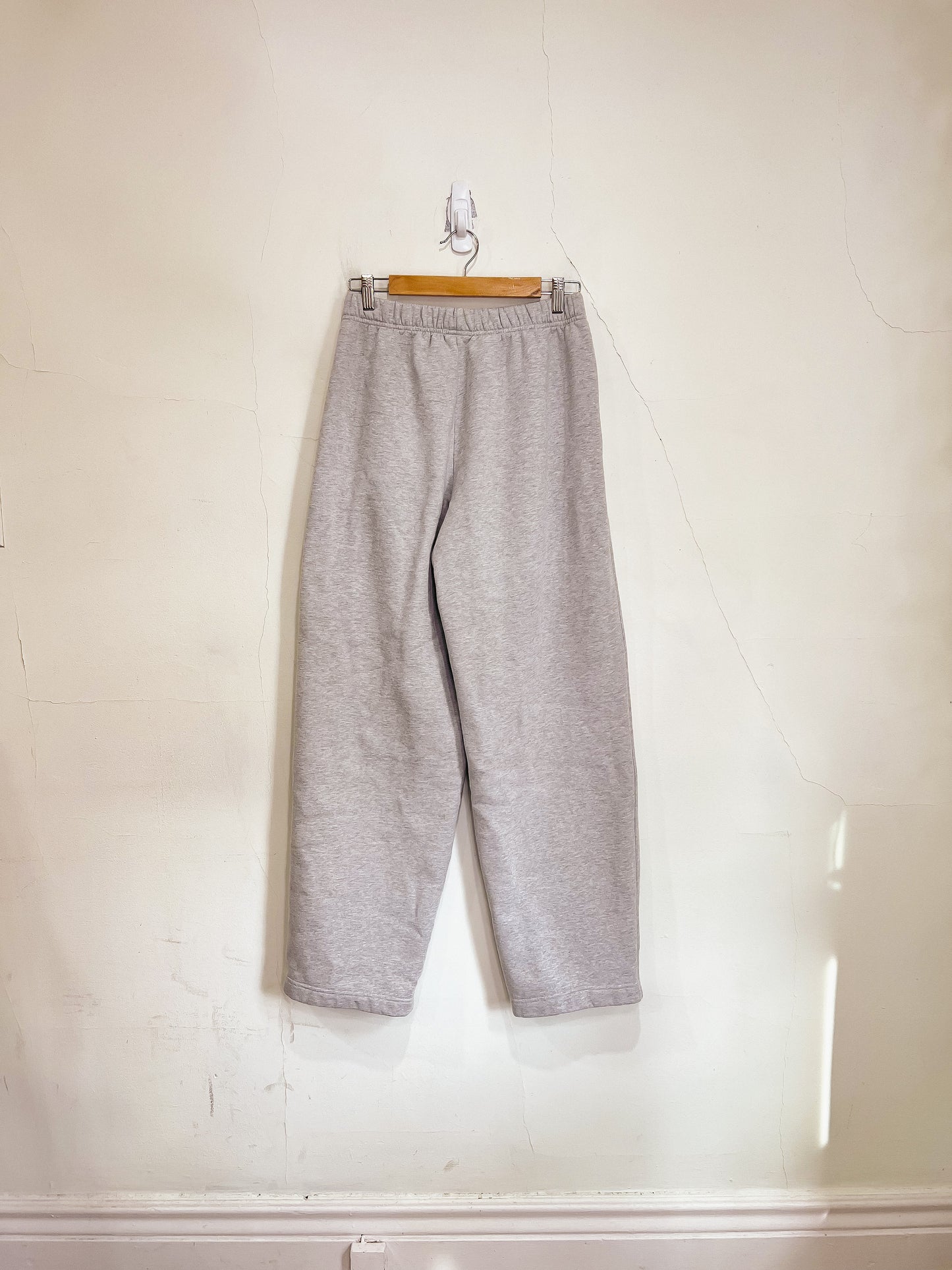 Wilfred Free Fleece Sweatpants in Grey (Size M)