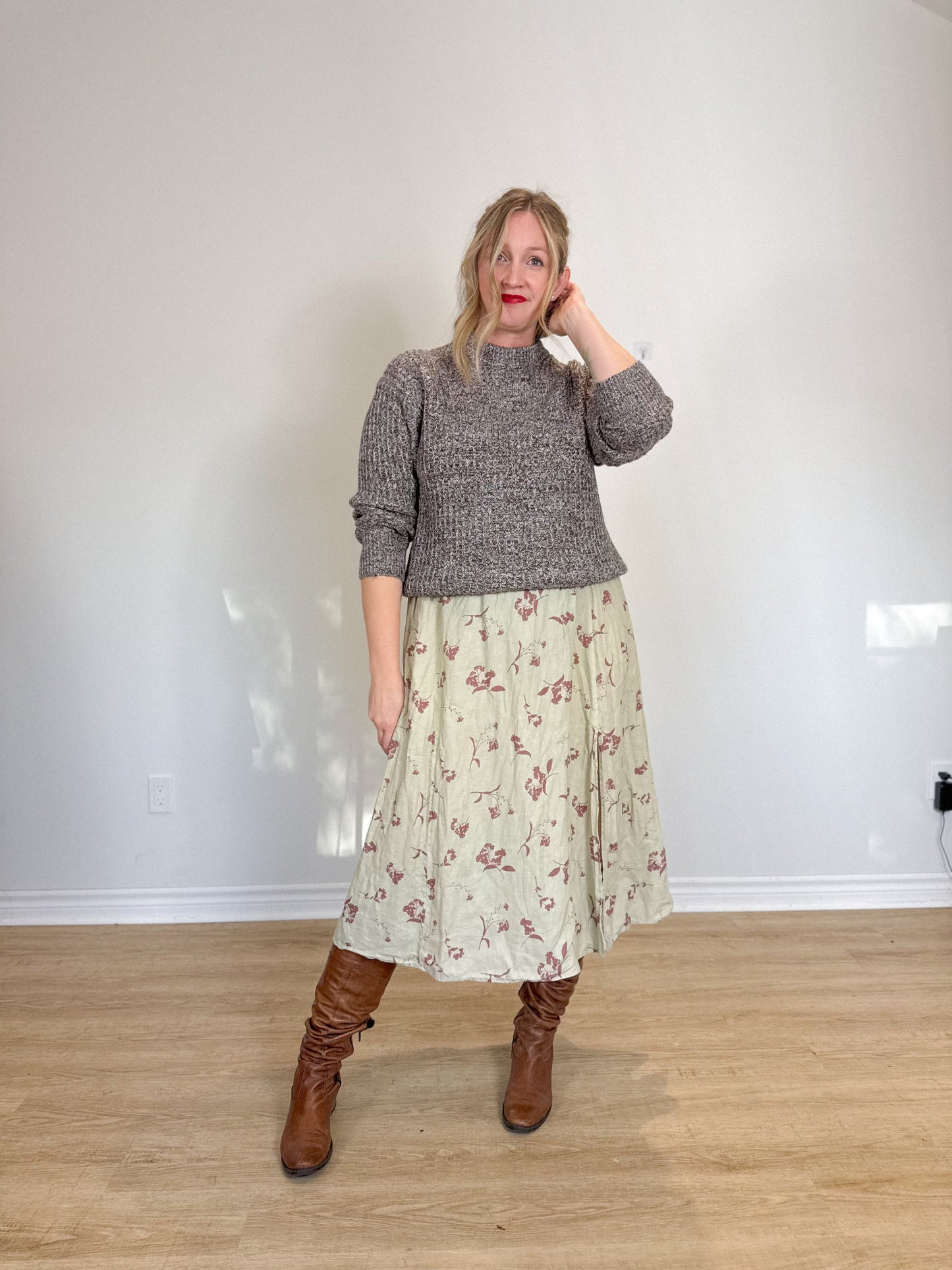 Wilfred "Ginette Sweater in Speckled Brown/White" (Size S/M)