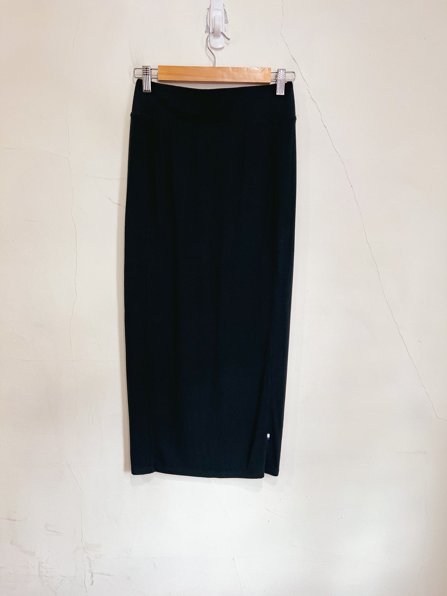 Kit & Ace "Happy Skirt in Black" (Size S)