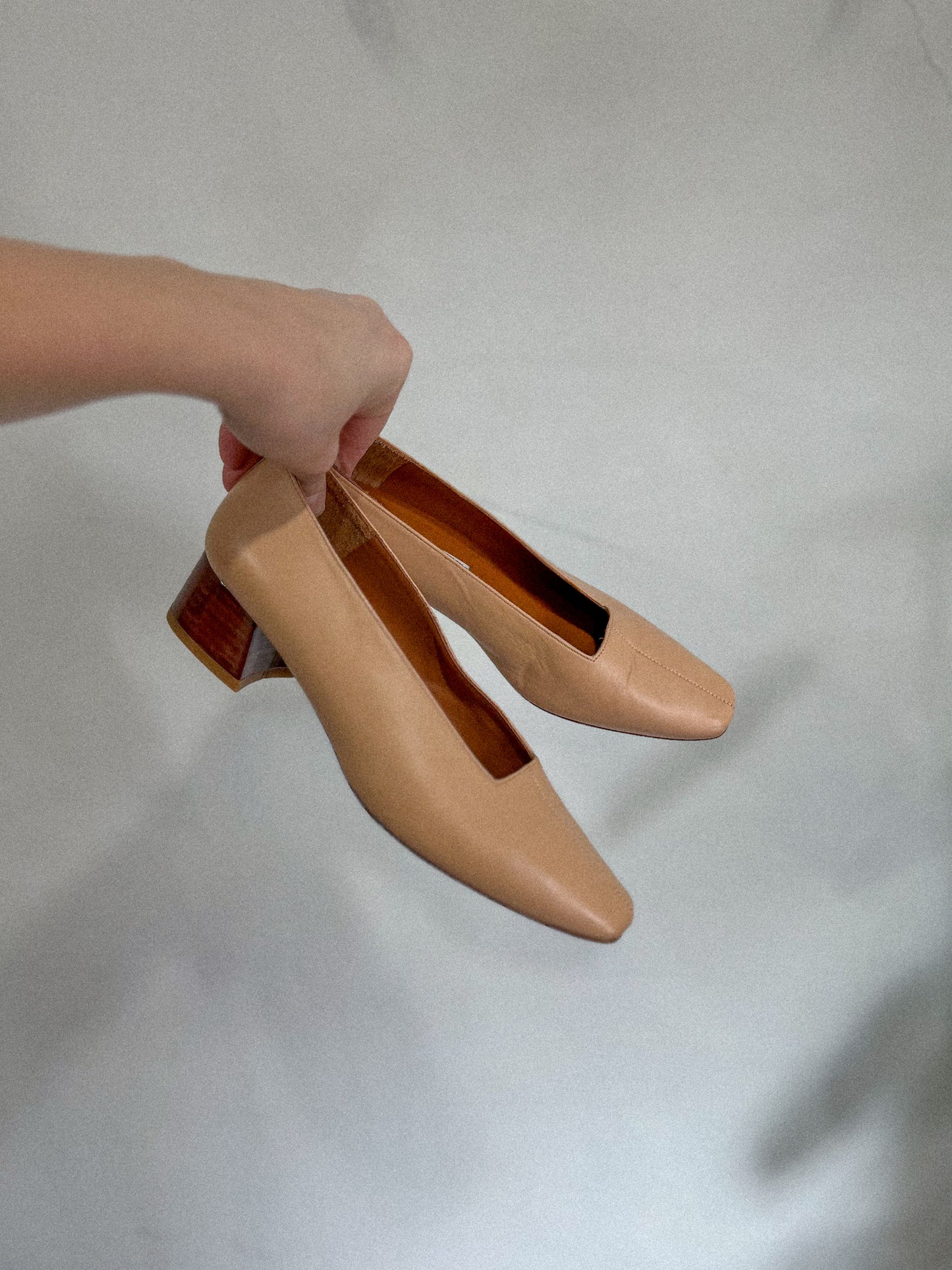 Miista Lond "Taissa Nude Leather Block Heel" (Size 37)