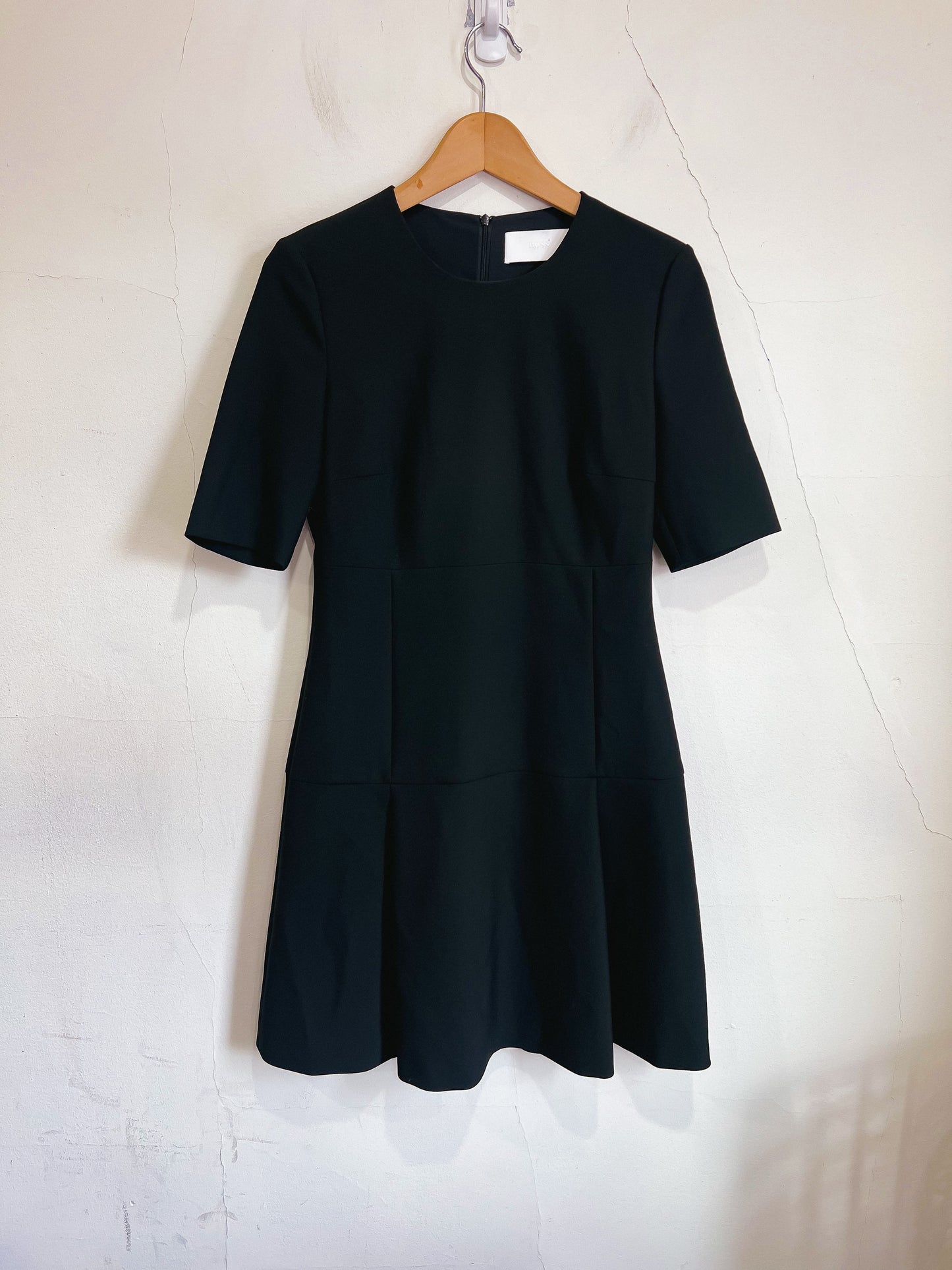 BOSS Hugo Boss Short Sleeve Mini Dress in Black (Size 4)