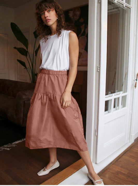 Wilfred Taffeta Midi Skirt in Rose (Size M)