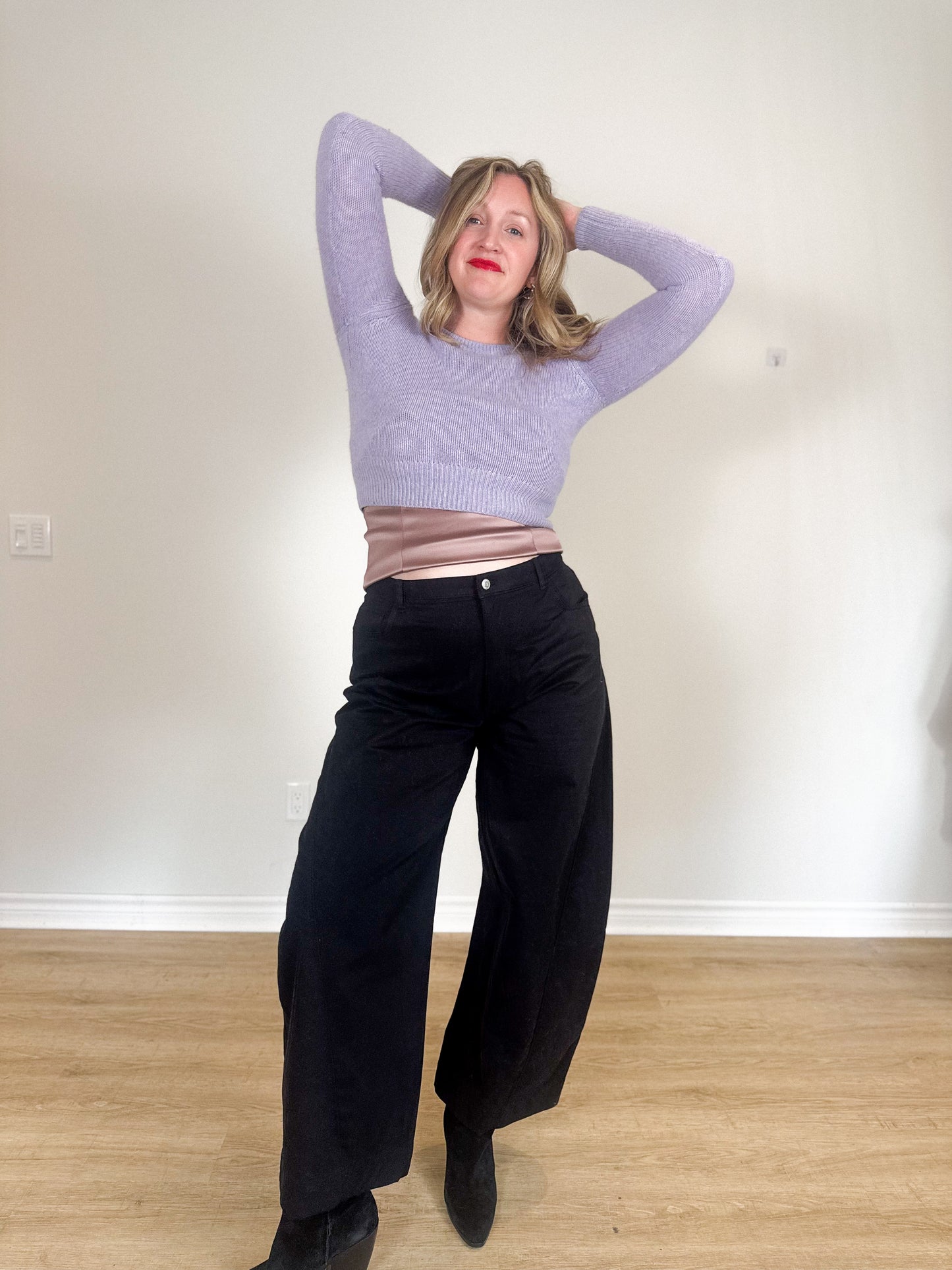 Wilfred Cashmere Sweater in Purple (Size XS)