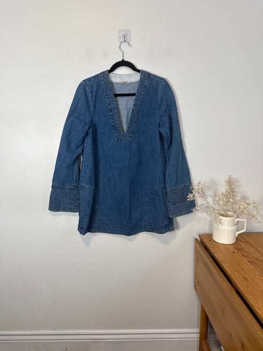 Free People " Dreaming of Denim Tunic Dress" (Size M)