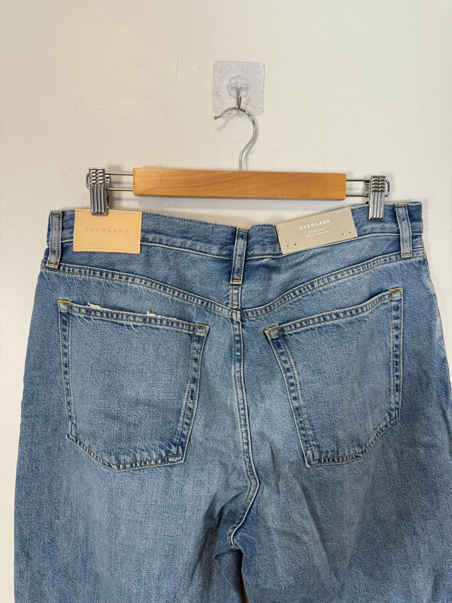 Everlane "The Super-Soft Relaxed Jean" NWT (Size 31)