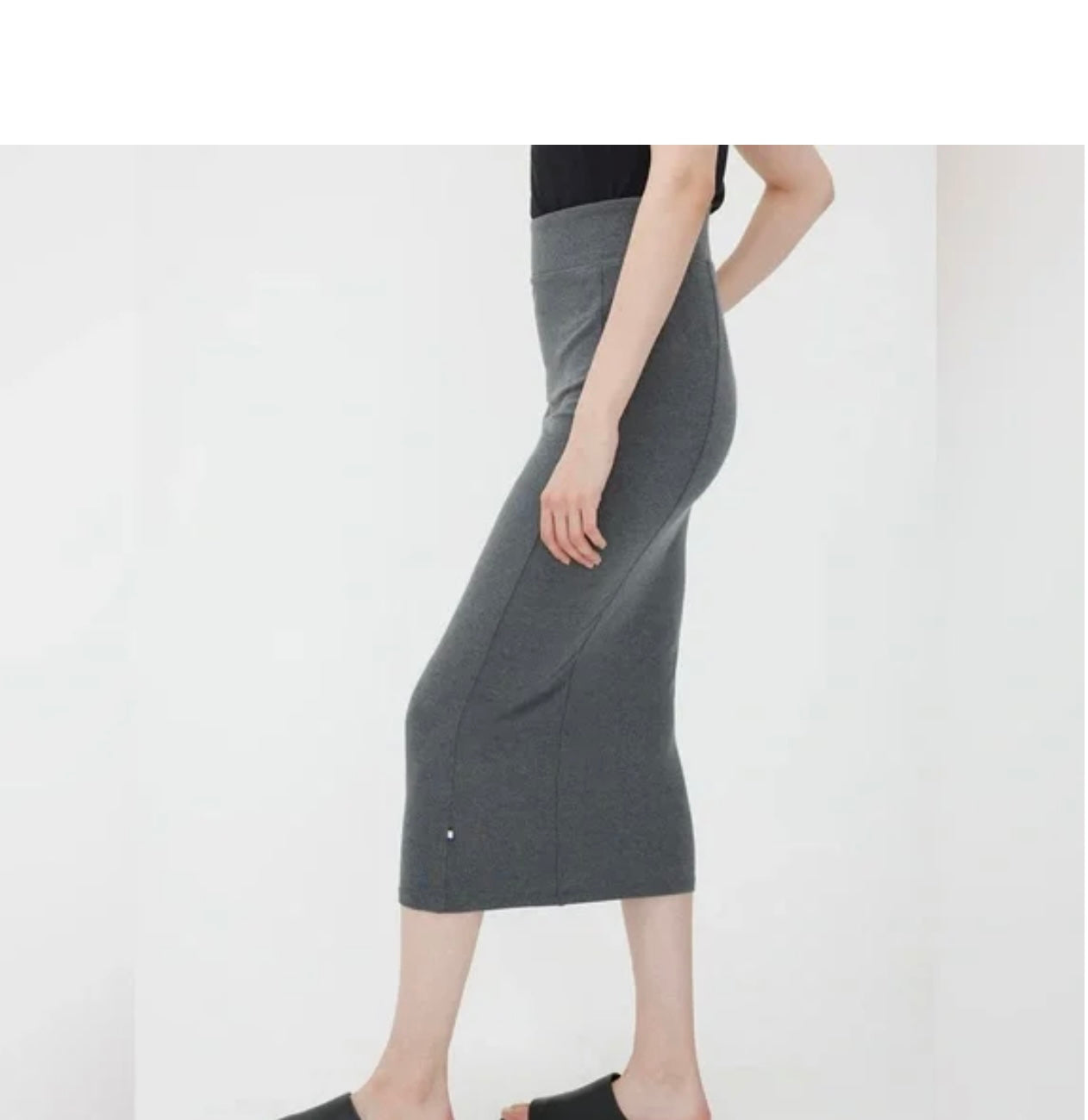 Kit & Ace "Happy Skirt in Black" (Size S)