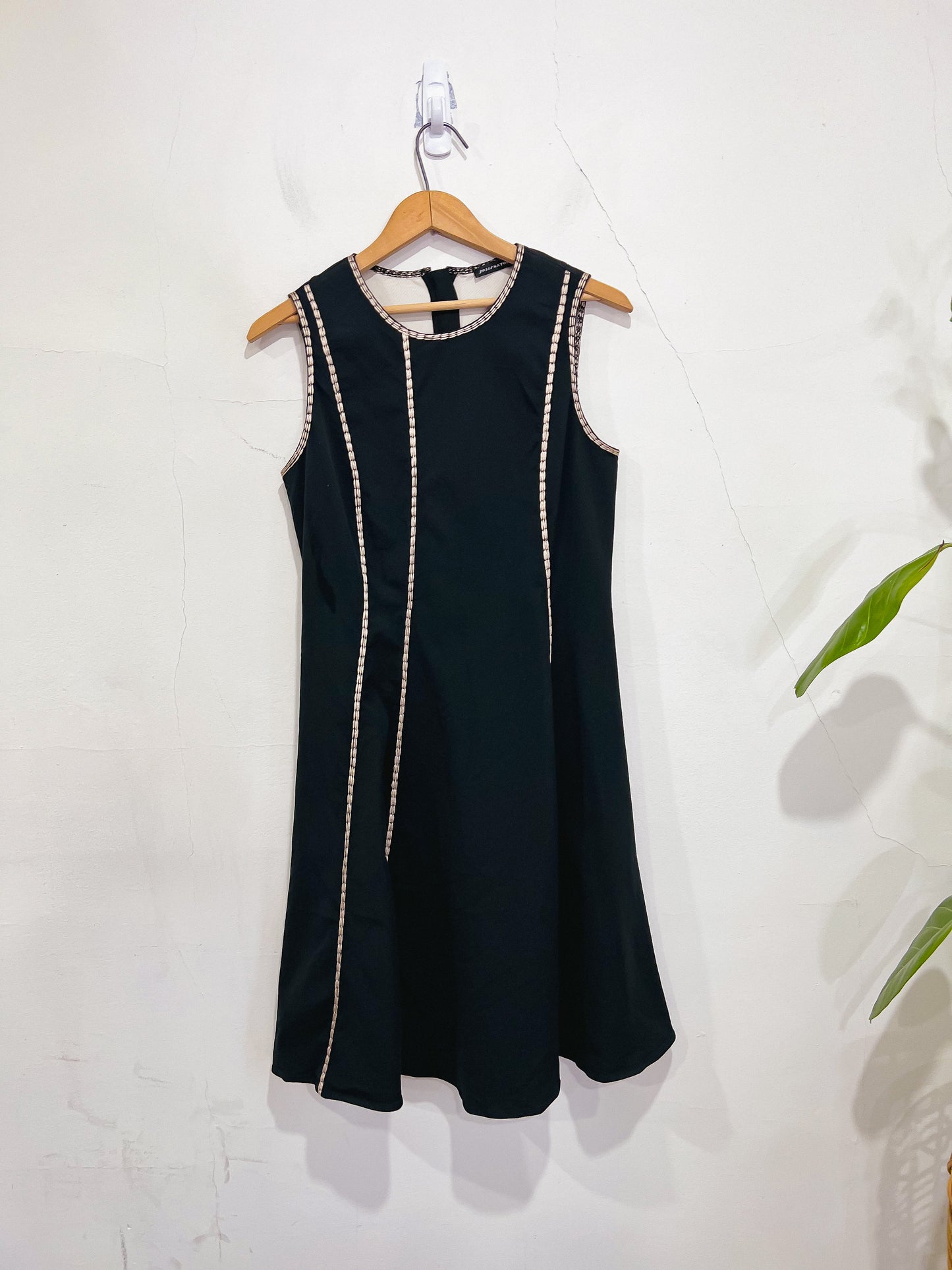 Josie Natori "Compact Knit Embroidered Dress" (Size 12)