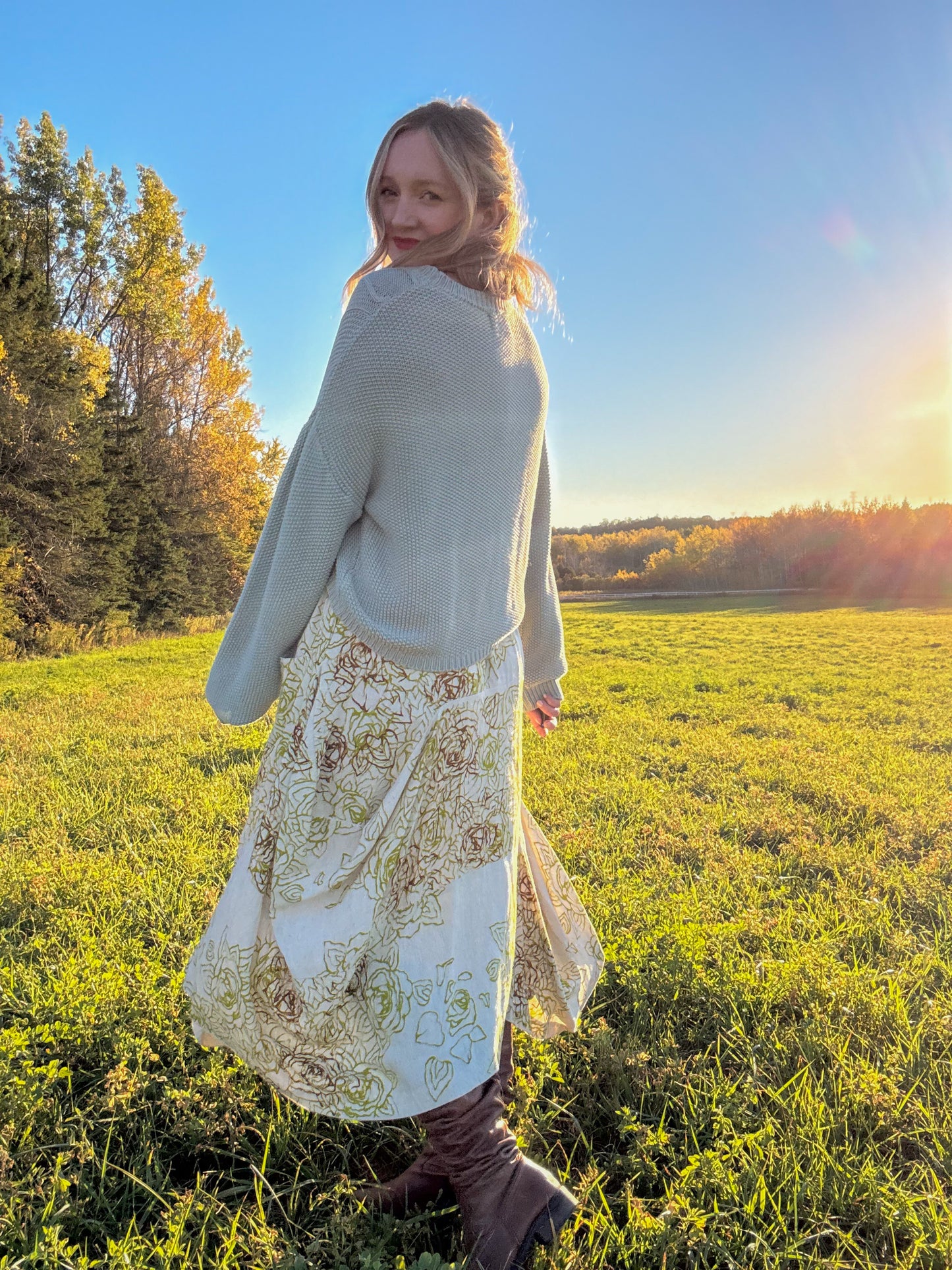 L'ENVERS Sustainable Knitwear "Organic Cotton Cropped Sweater in Mint Green" (Size L)