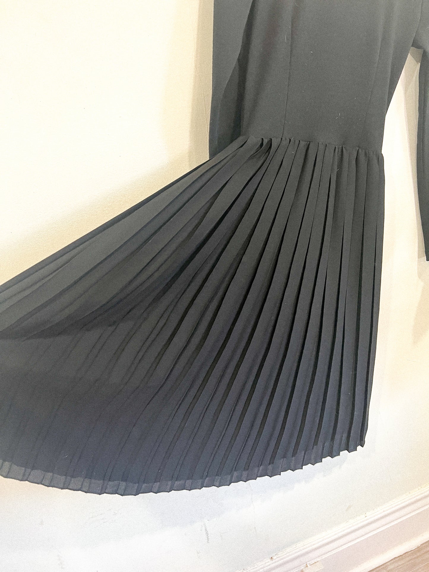 Valerie Dumaine Black Pleated Midi Dress (Size XS)