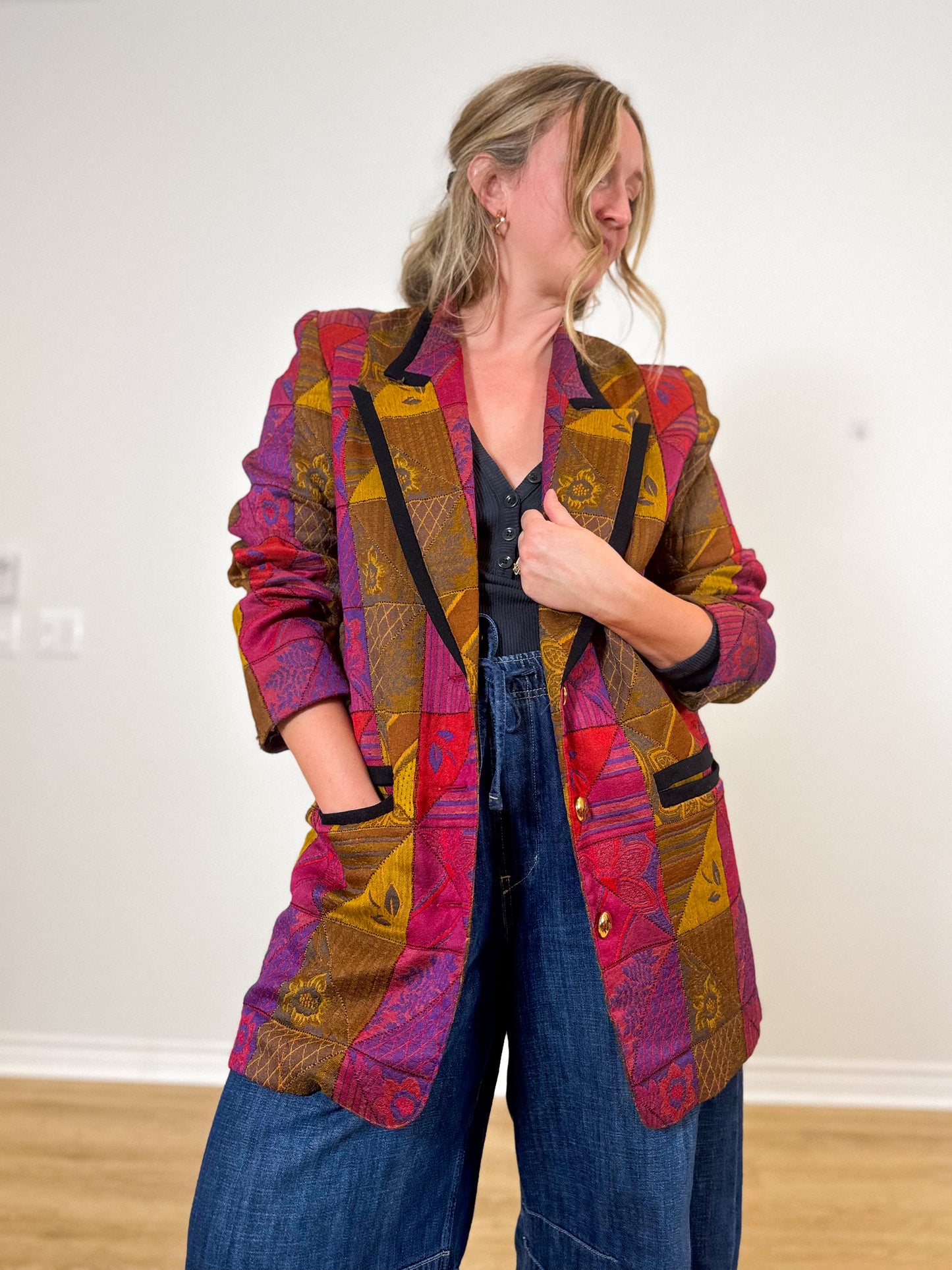 Vintage Quilted Blazer in Multi-Colour (Size XL)