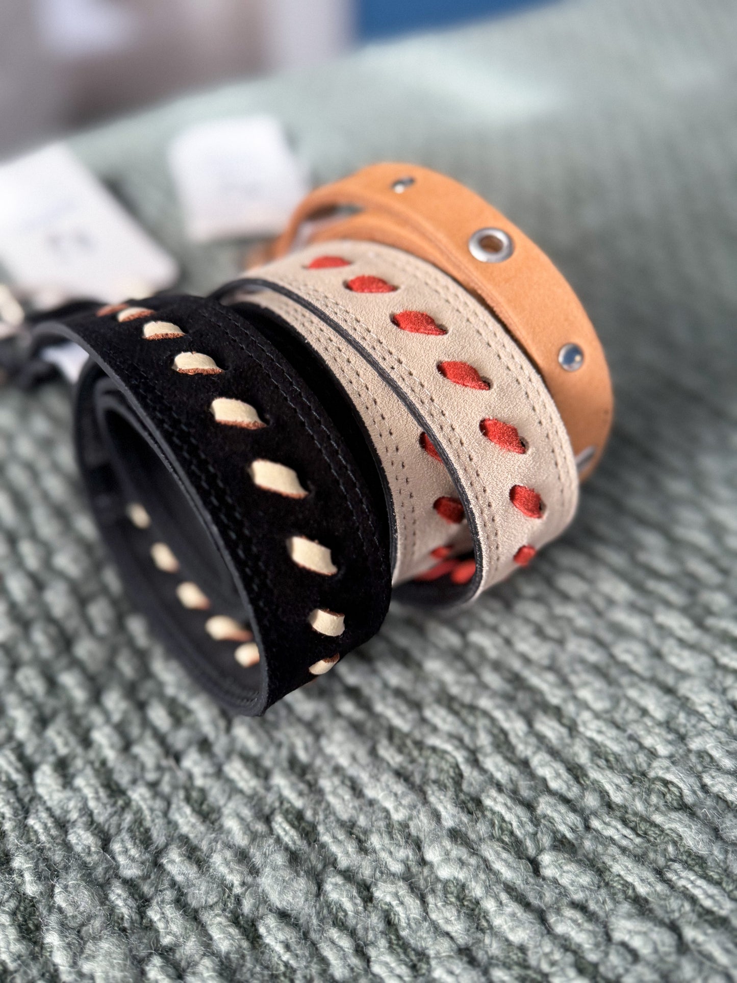 GARCIA Cream/Red Leather Belt NWT (Size M)