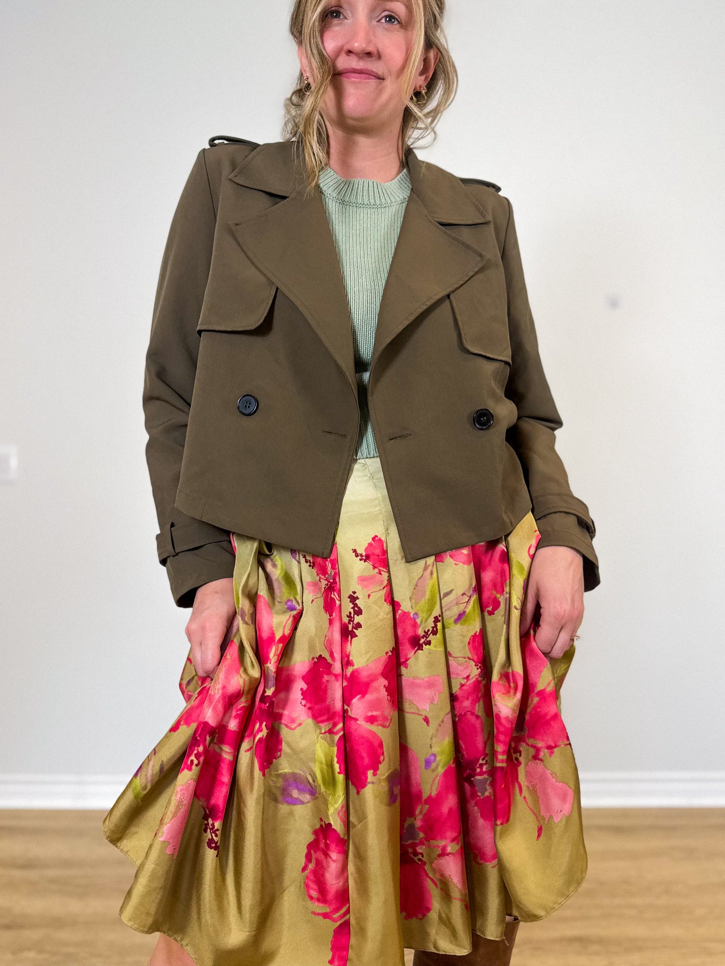 Cropped Trench Style Jacket (Size M/L)