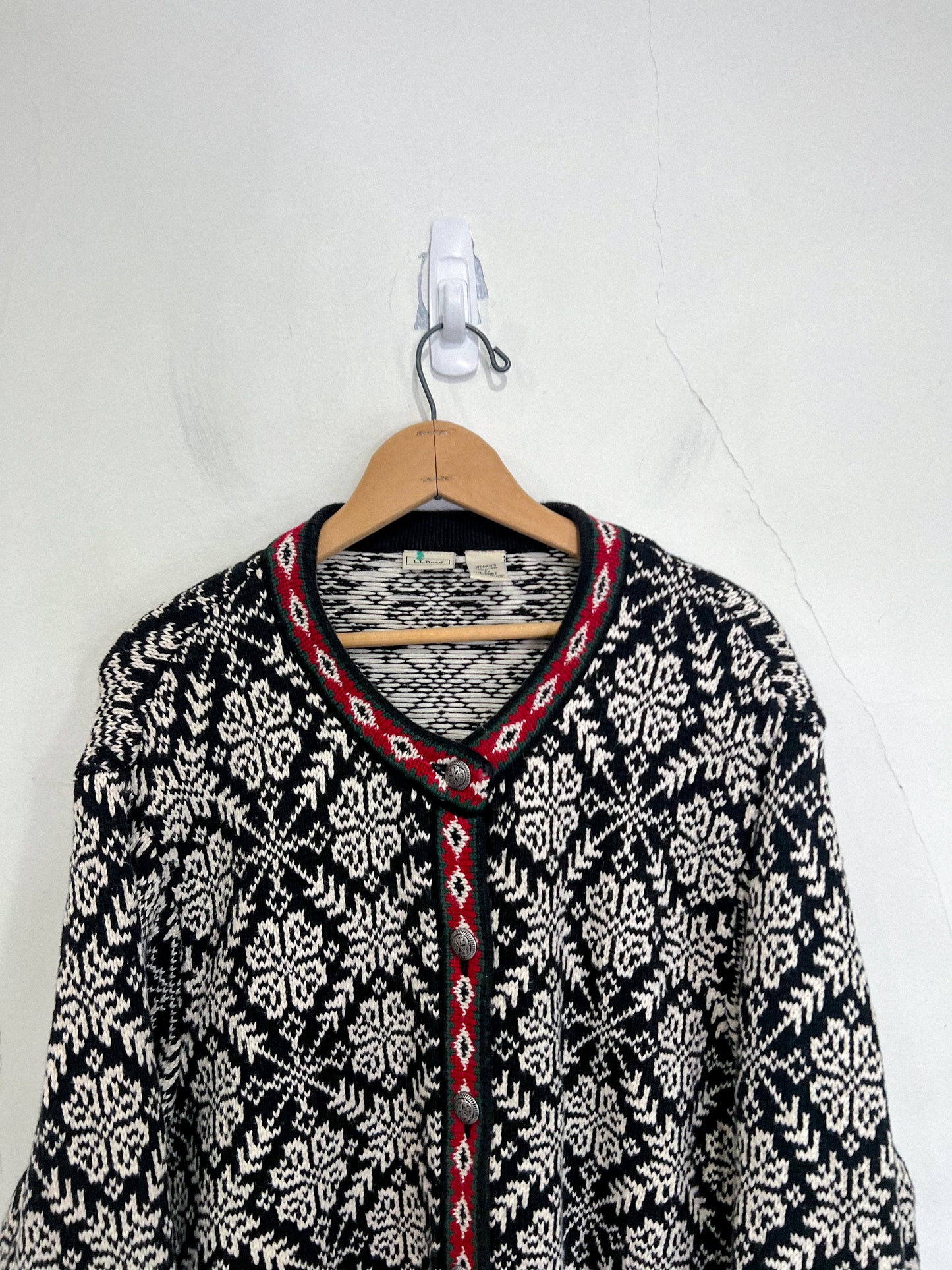 Vintage L.L.Bean Nordic Snowflake Cardigan (Size 2XL)