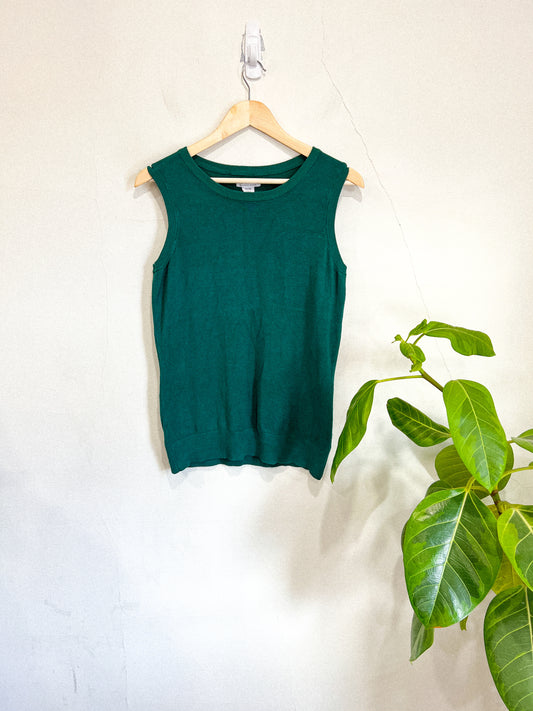 Green Sleeveless Knit Top (Size M)