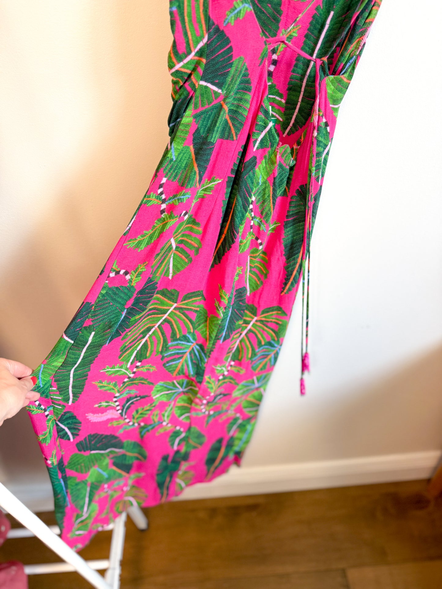 FARM RIO "Leaves Midi Dress in Hot Pink/Green" (Size S)