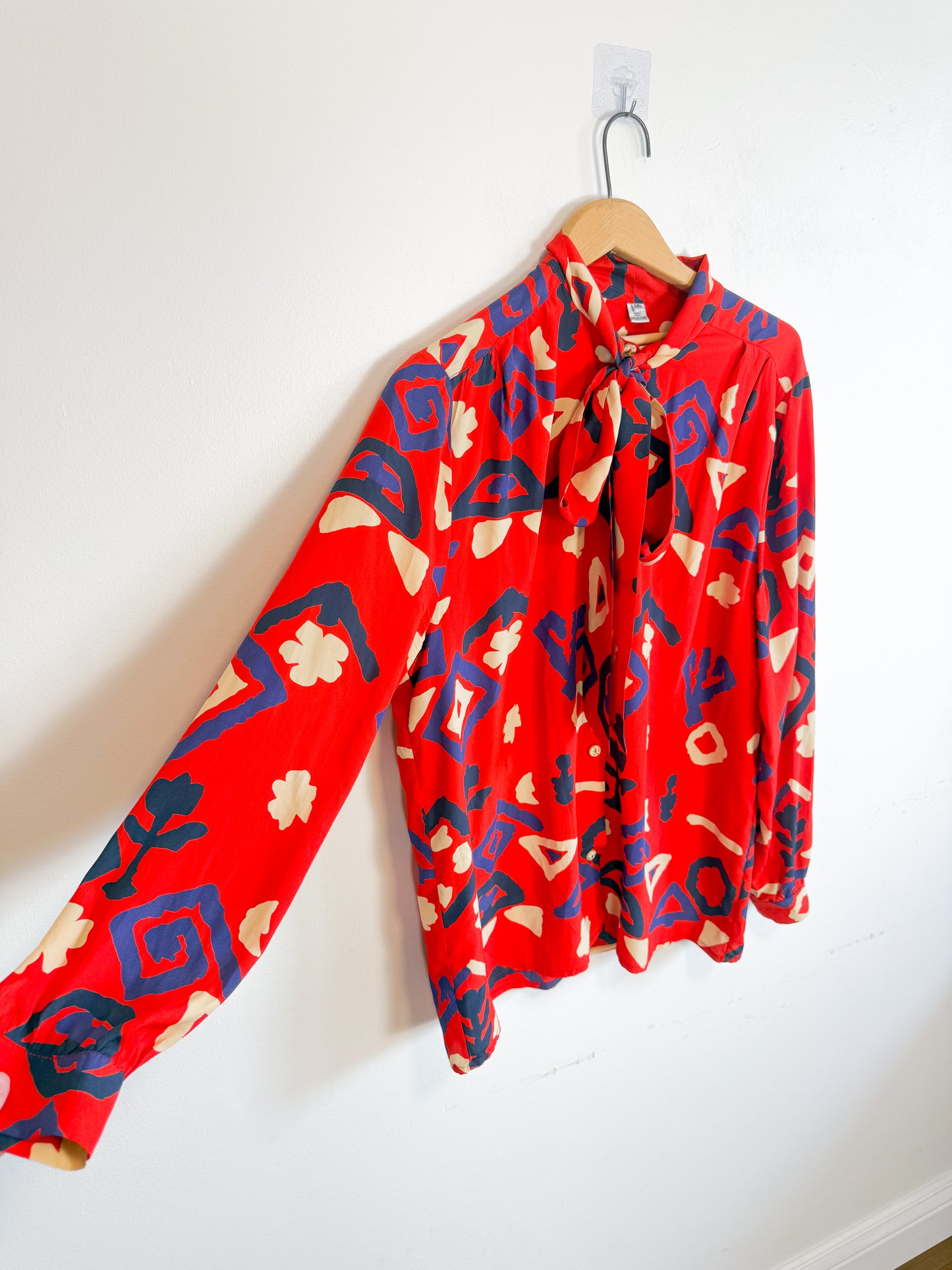 Vintage France Silk Blend Patterned Blouse (Size L/XL)