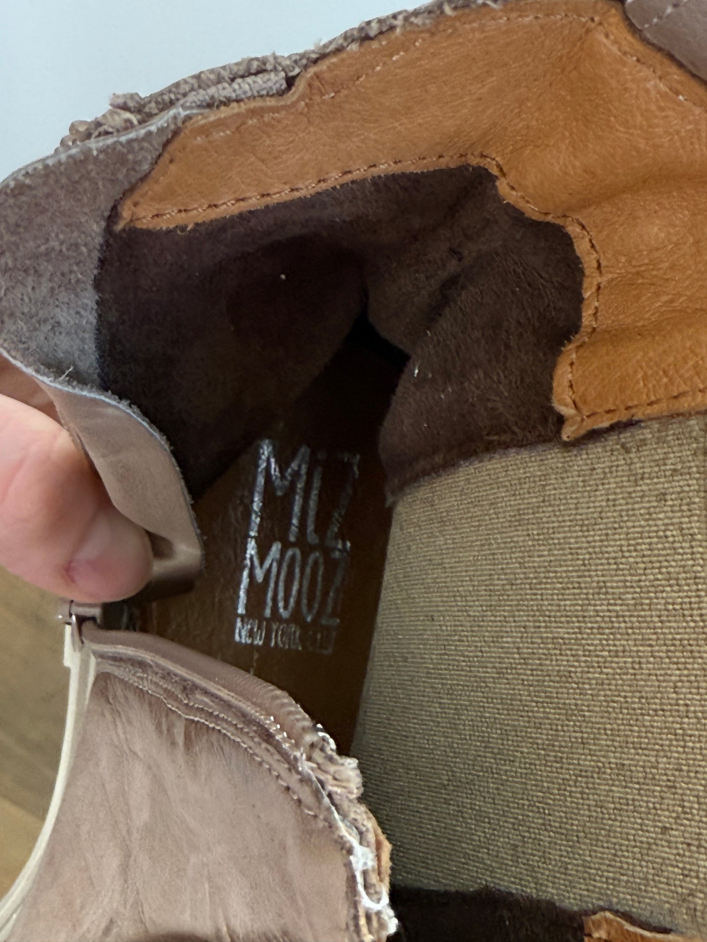 MIZ MOOZ "Leilani Chelsea Boot in Beige" (Size 38)