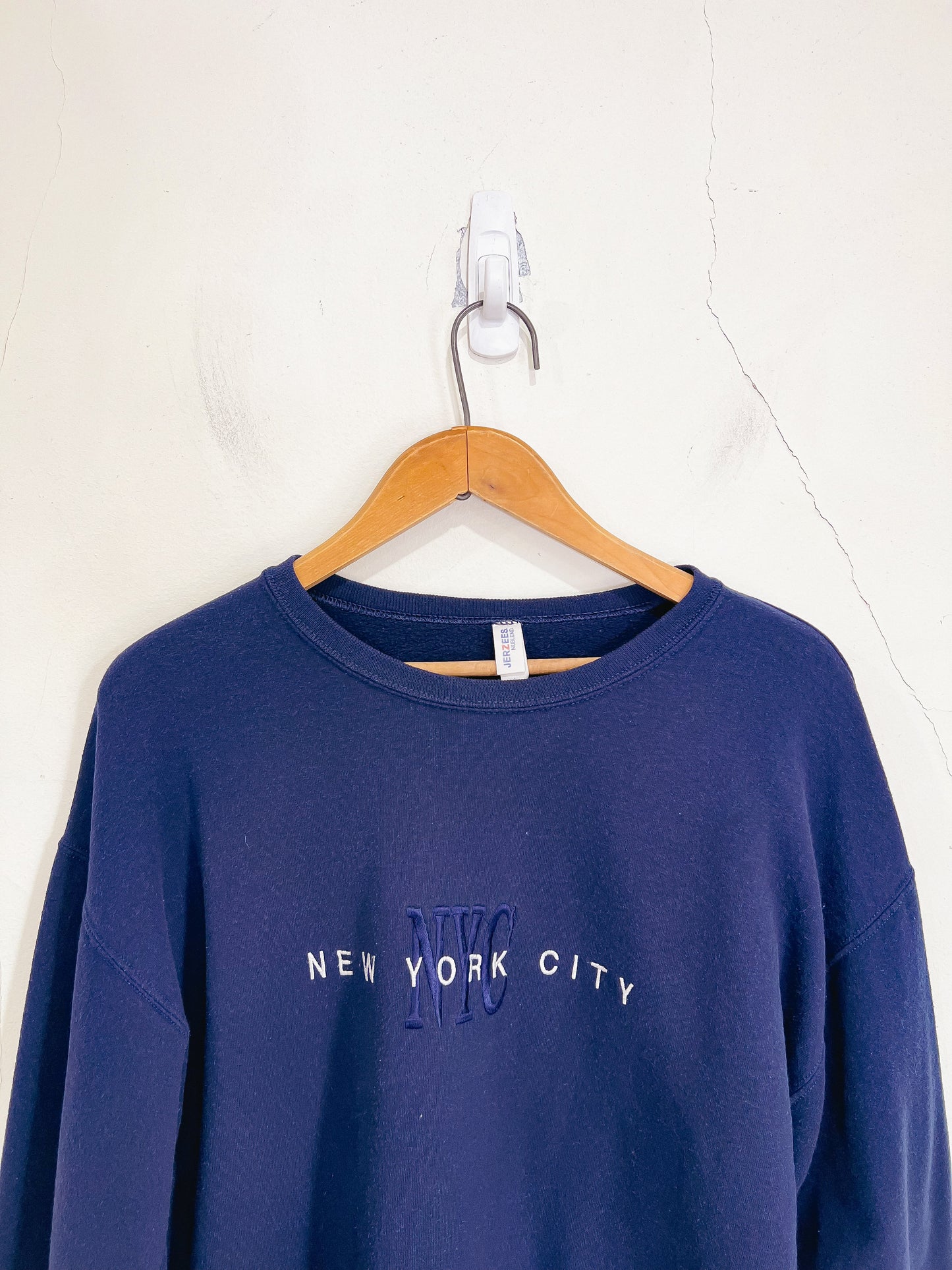 New York City Crewneck in Navy (Size L)