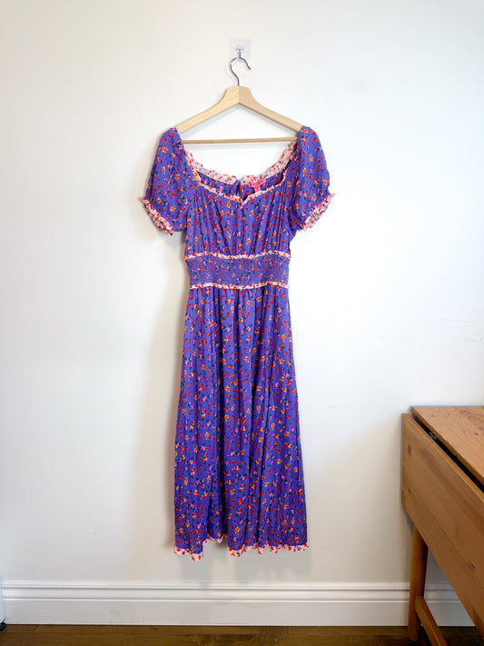 Betsey Johnson "Ditsy Rose Chalis Midi Dress in Veri Peri" NWT (Size M/L)