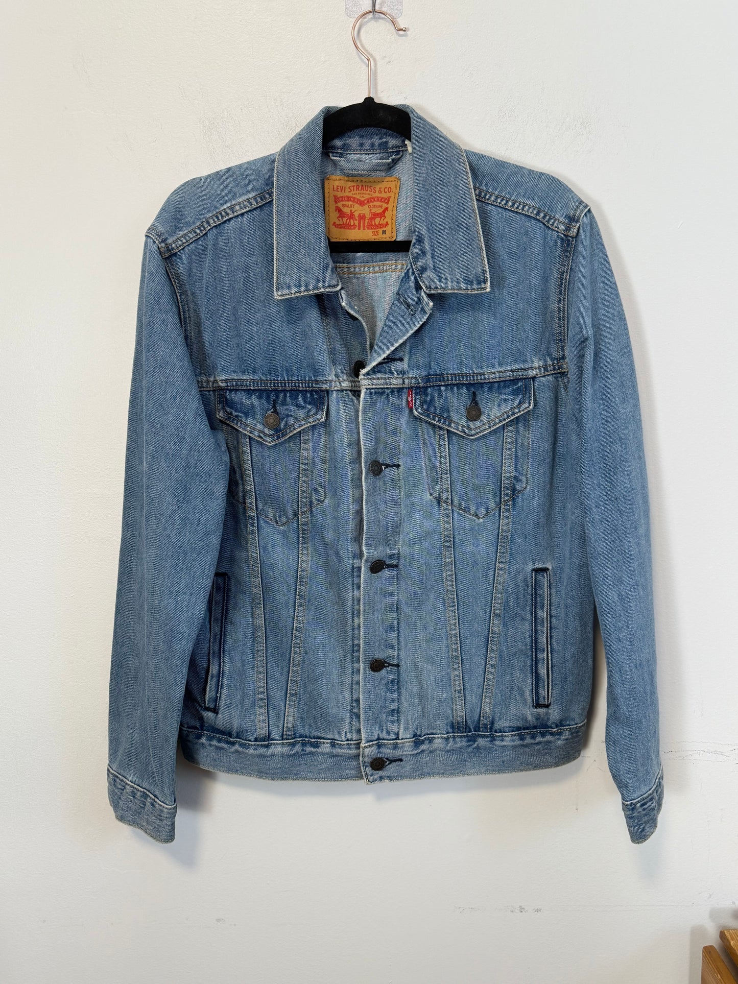 Levi’s Denim Jacket in Light Wash (Size M)