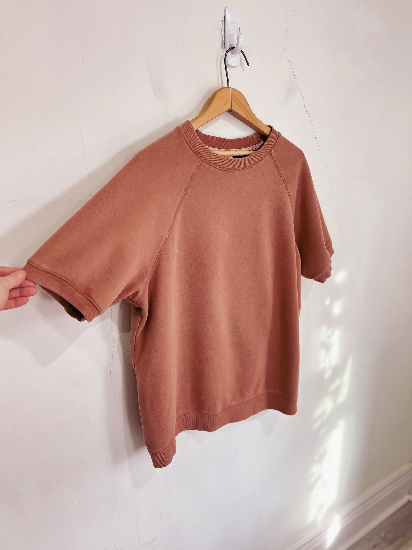 Richer Poorer Short Sleeve Crewneck in Dusty Rose (Size M/L)