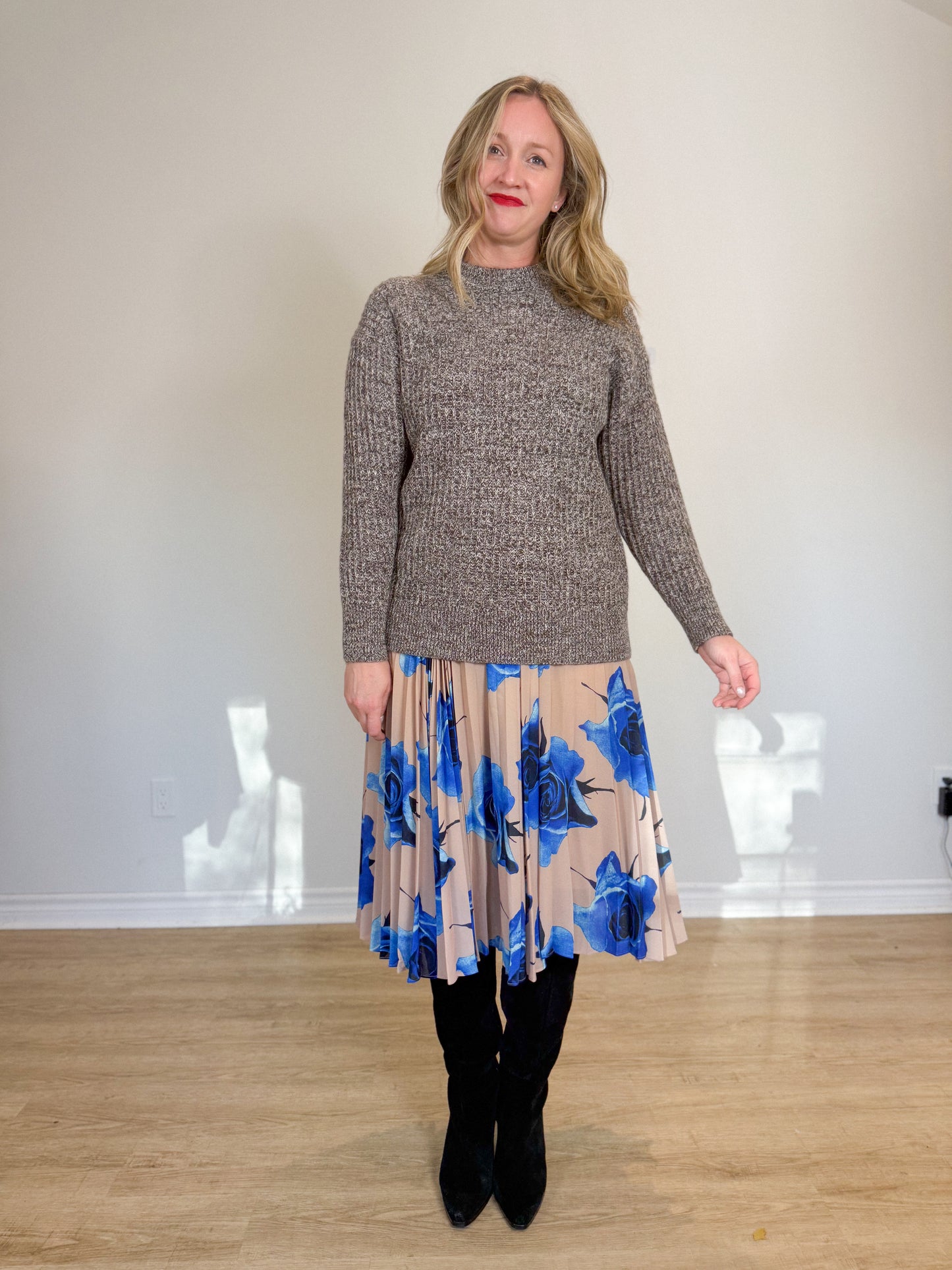 Wilfred "Ginette Sweater in Speckled Brown/White" (Size S/M)