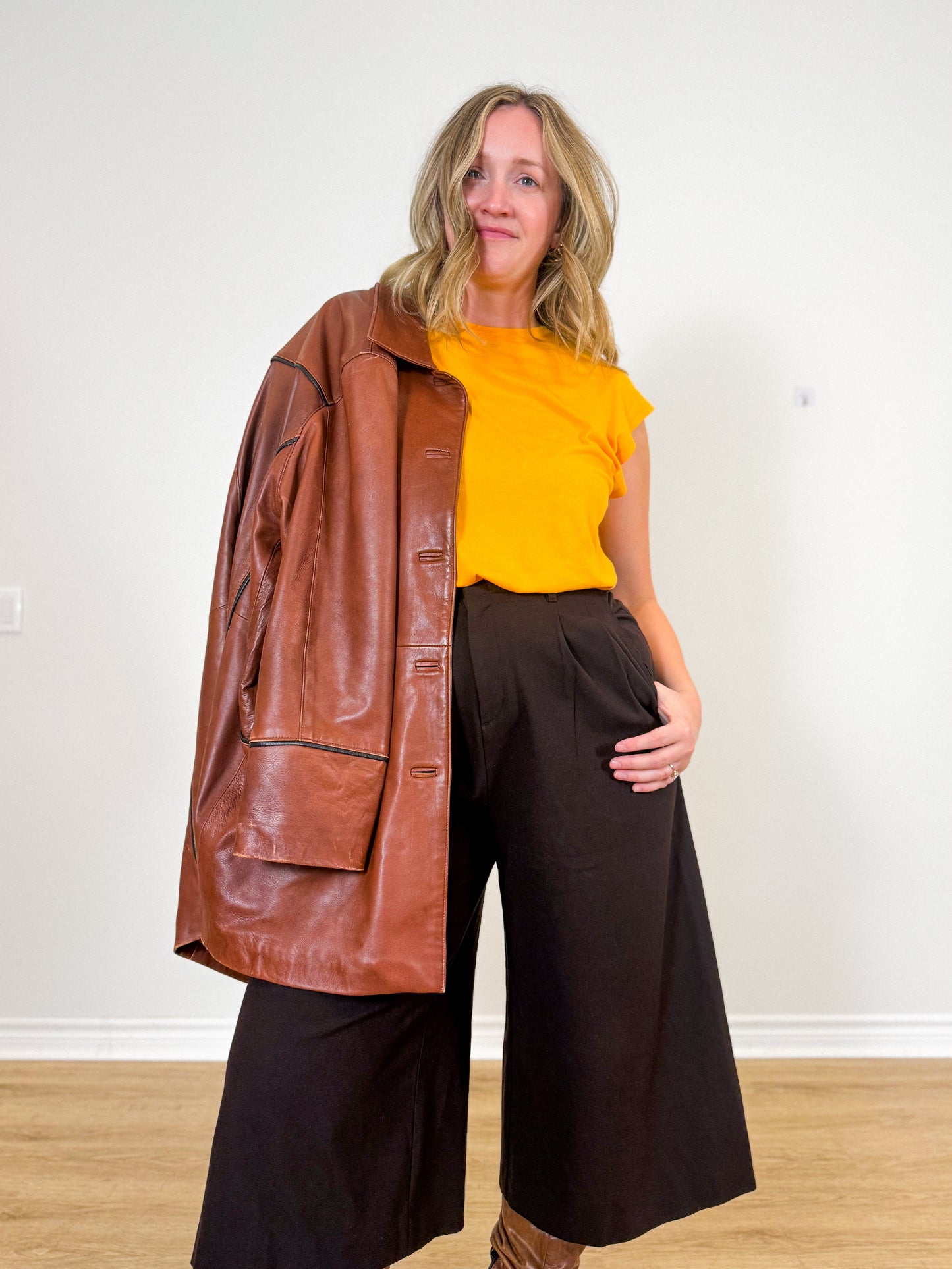 Uniqlo Wide Leg Culottes in Brown (Size M)
