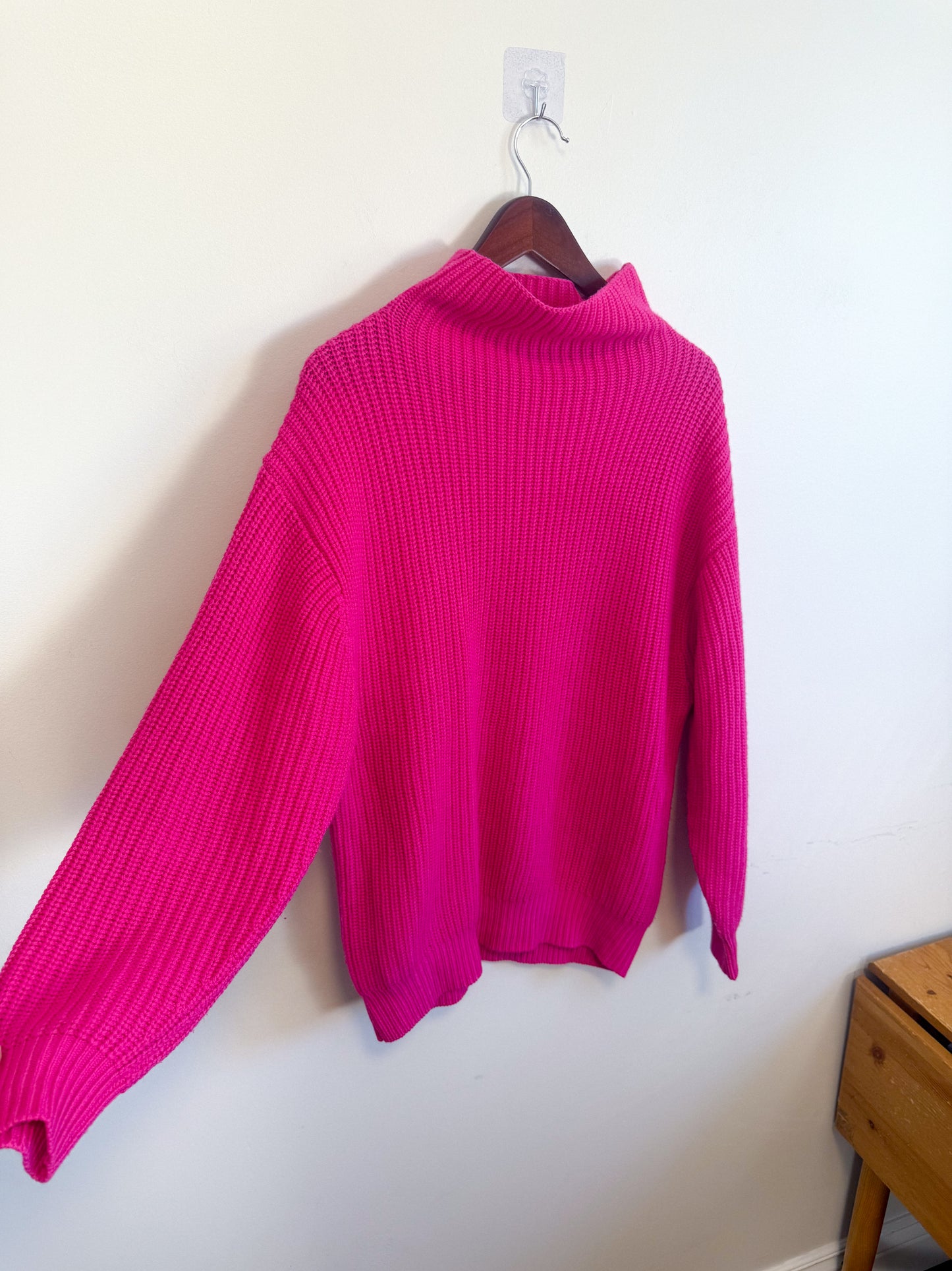 Wilfred "Montpellier Merino Wool Sweater in Hot Pink" (Size M)