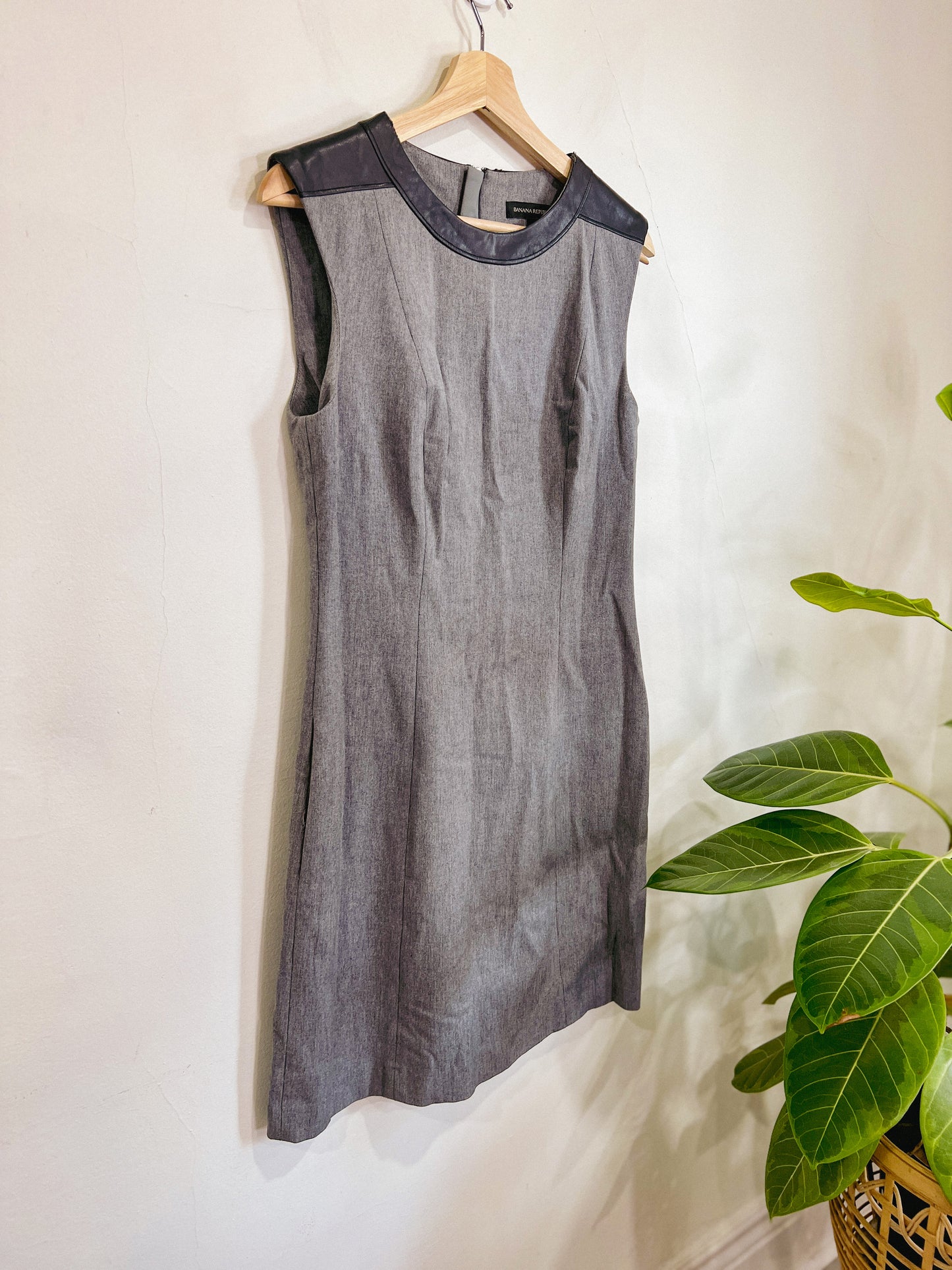 Banana Republic Grey Dress with Faux Leather Trim (Size 8)