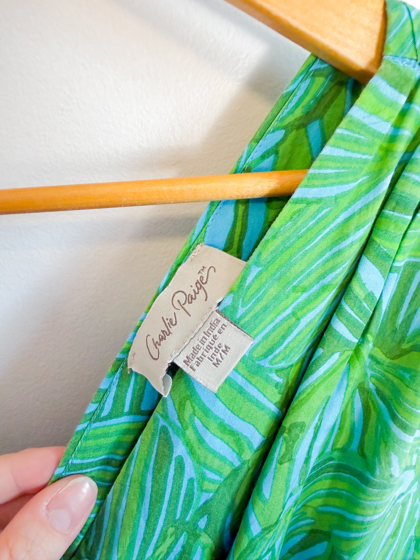 Charlie Paige Print Midi Dress in Green (Size M)