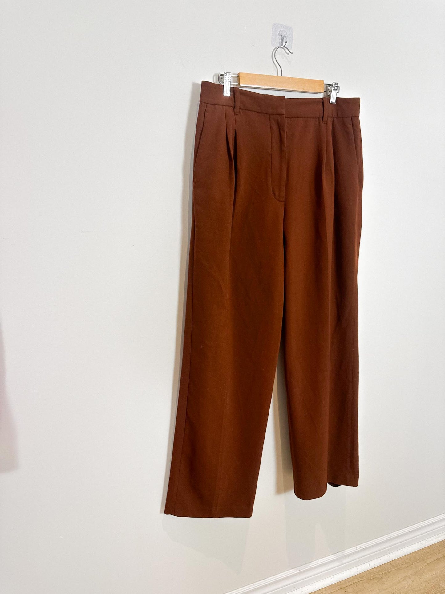Wilfred Trousers in Brown (Size L/XL)