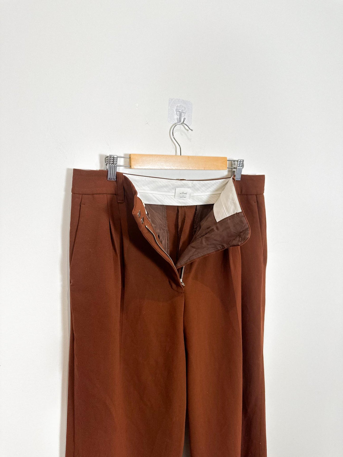 Wilfred Trousers in Brown (Size L/XL)