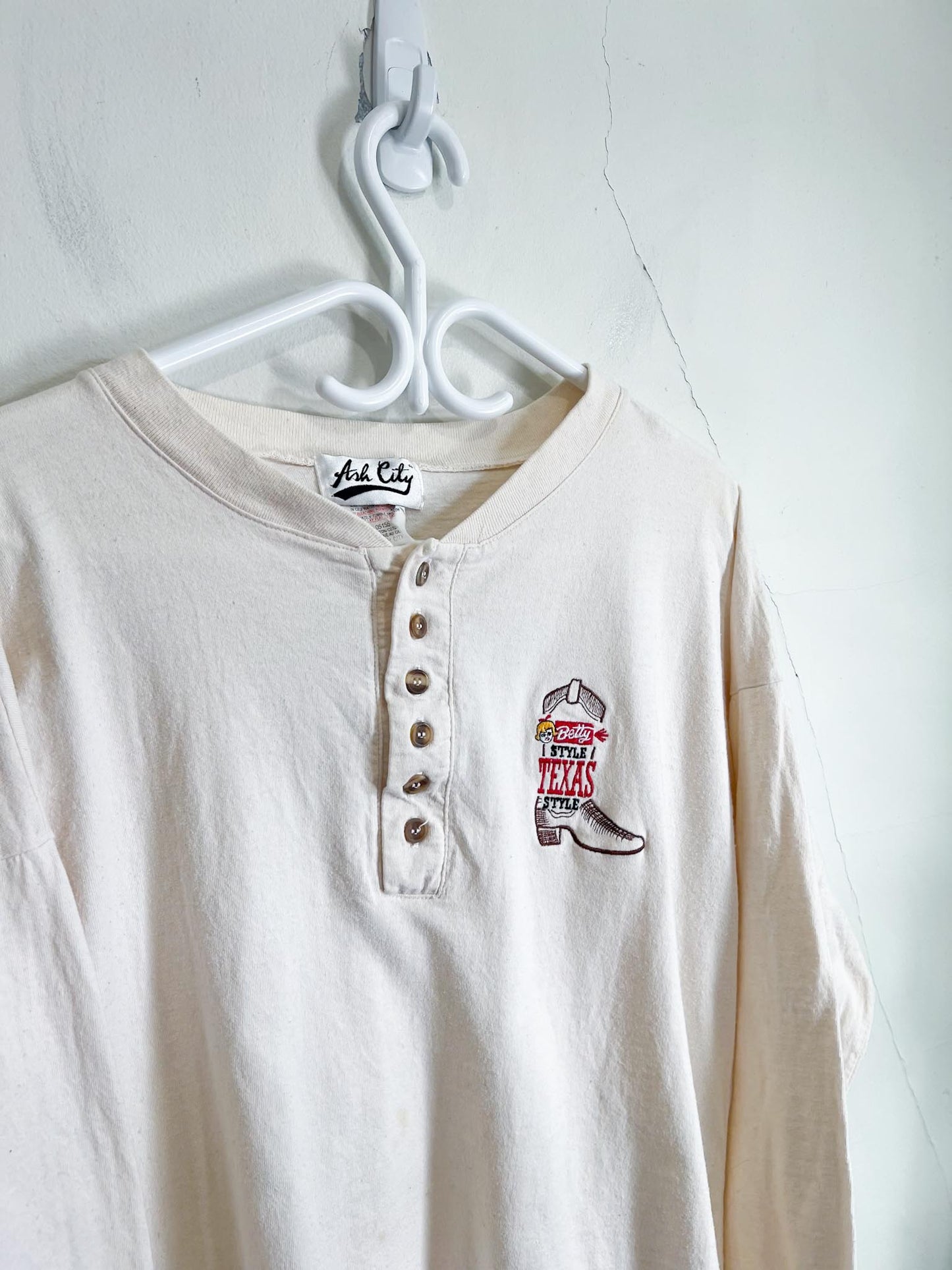 Vintage Texas Style Henley Shirt SOLD AS IS (Size L)