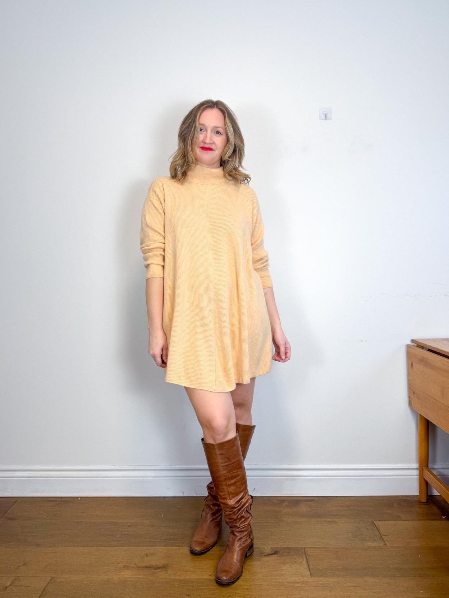 Vintage Cashmere Sweater Dress in Sandy Beige (Size M/L)