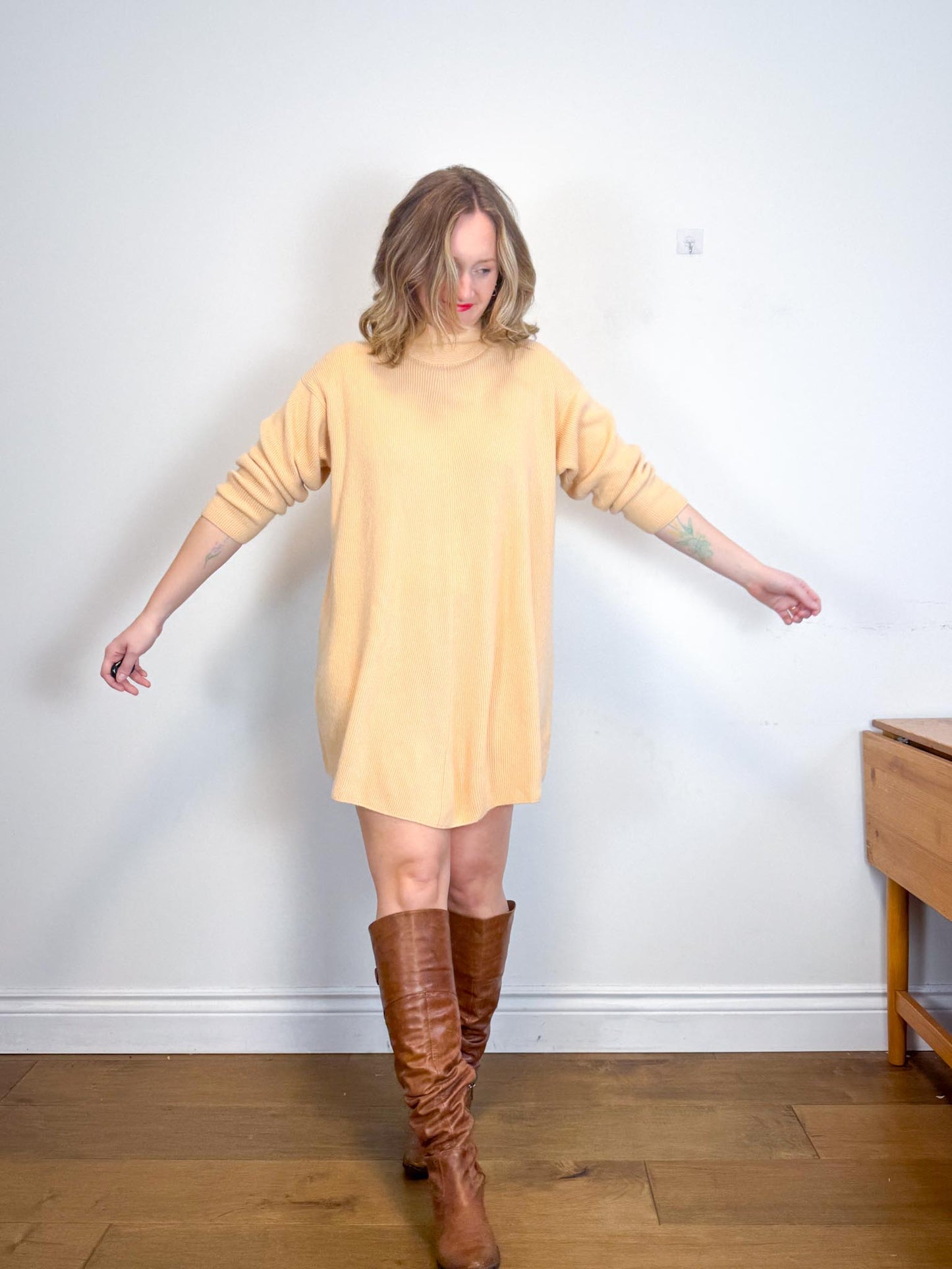 Vintage Cashmere Sweater Dress in Sandy Beige (Size M/L)