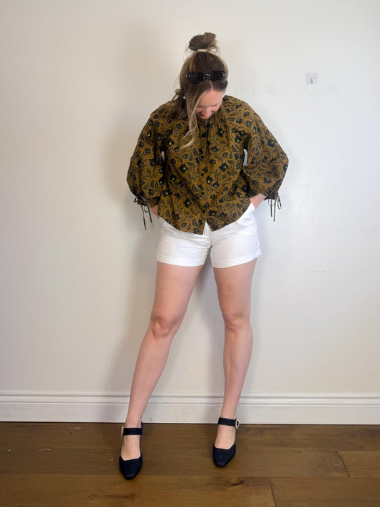 Wilfred "The Effortless Linen Short in White" (Size 10)