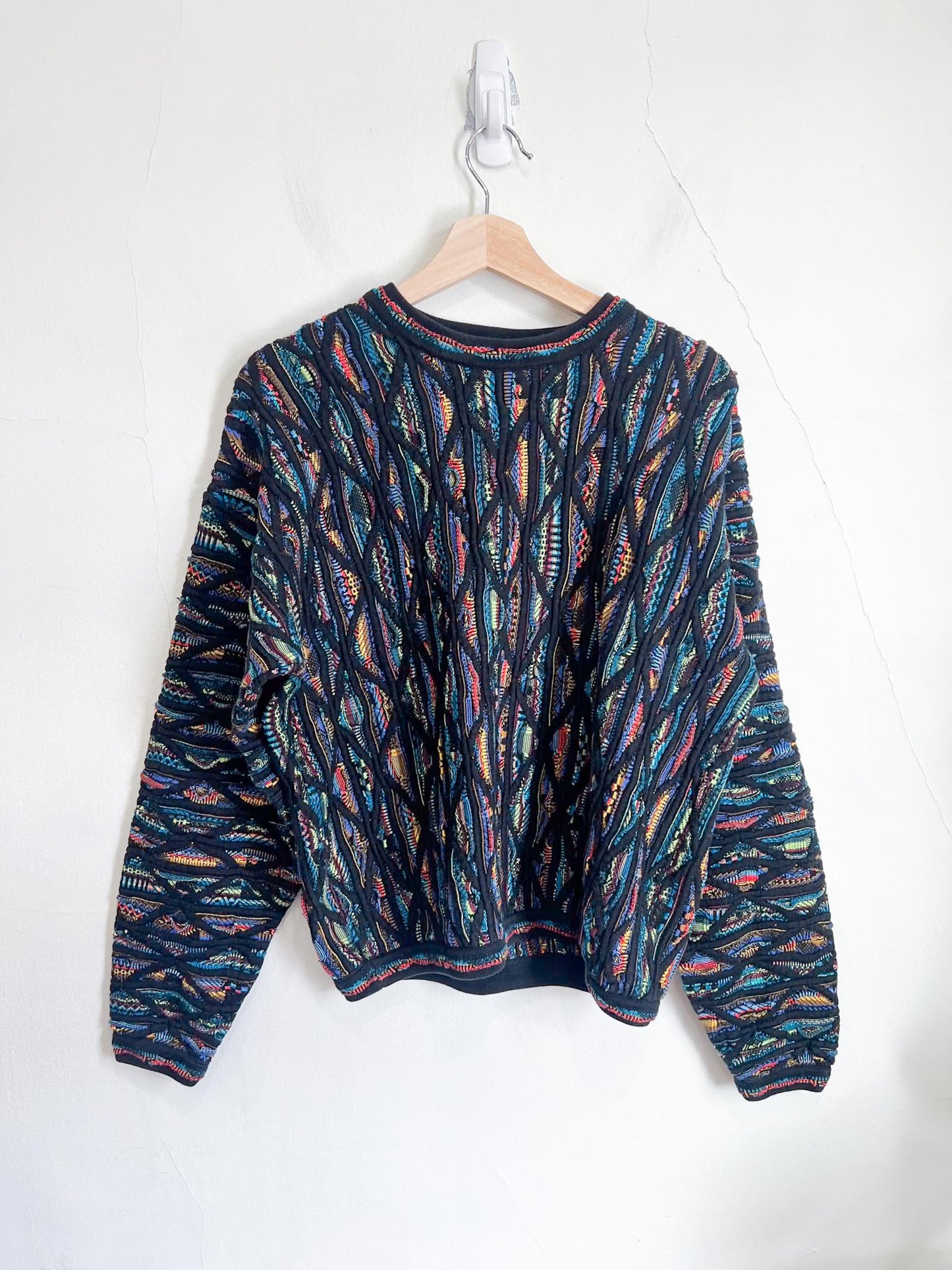 Vintage Tundra Canada Coogi Style Sweater (Size M/L)