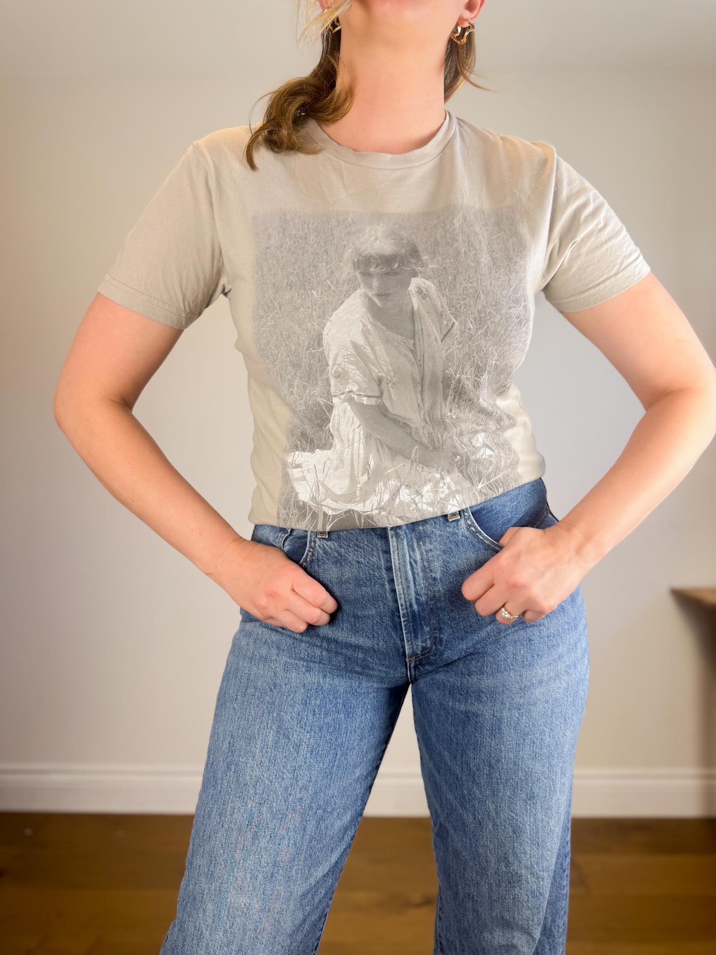 Taylor Swift "Betty's Garden Folklore" T-Shirt in Grey (Size S)