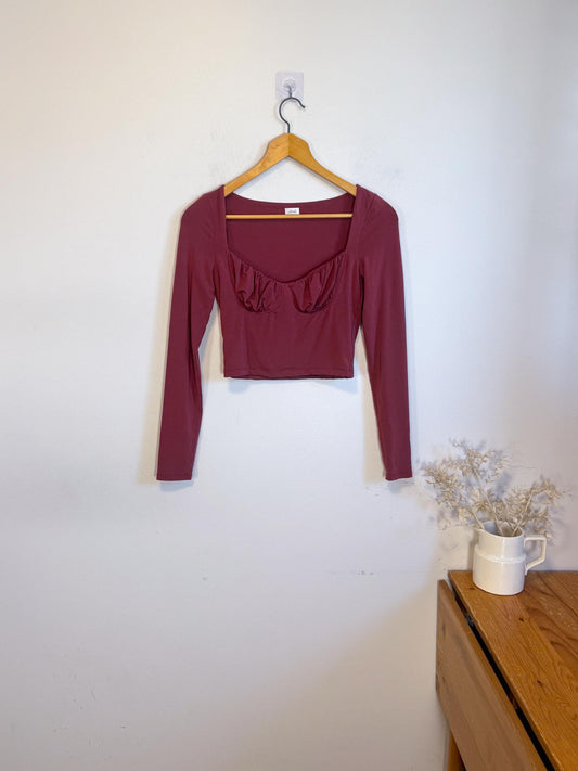 Wilfred "Orbit Cropped Long Sleeve Top in Maroon" (Size S)