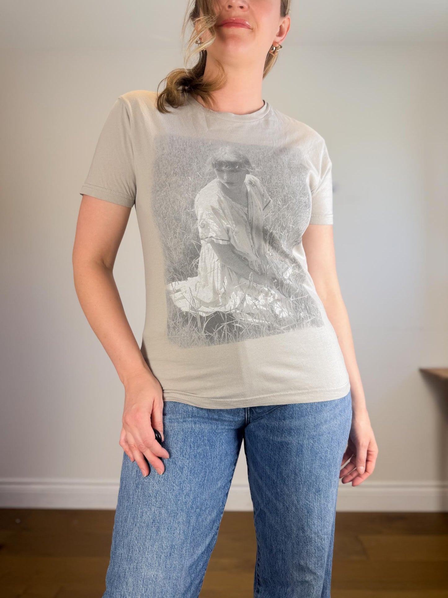 Taylor Swift "Betty's Garden Folklore" T-Shirt in Grey (Size S)