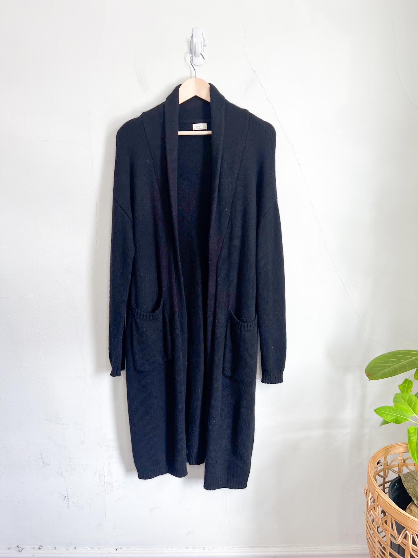 naif Montreal "UME Angora Wool cardigan in Black" (Size M)