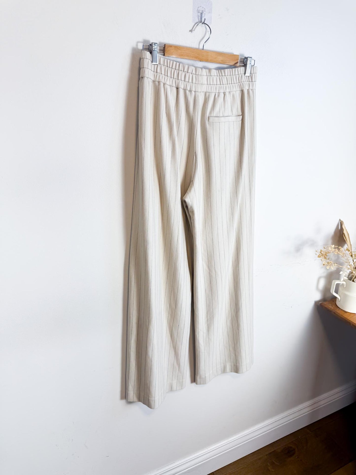 COS "Elasticated Pull On Wide Pinstriped Pants in Cream/Black" (Size S/M)