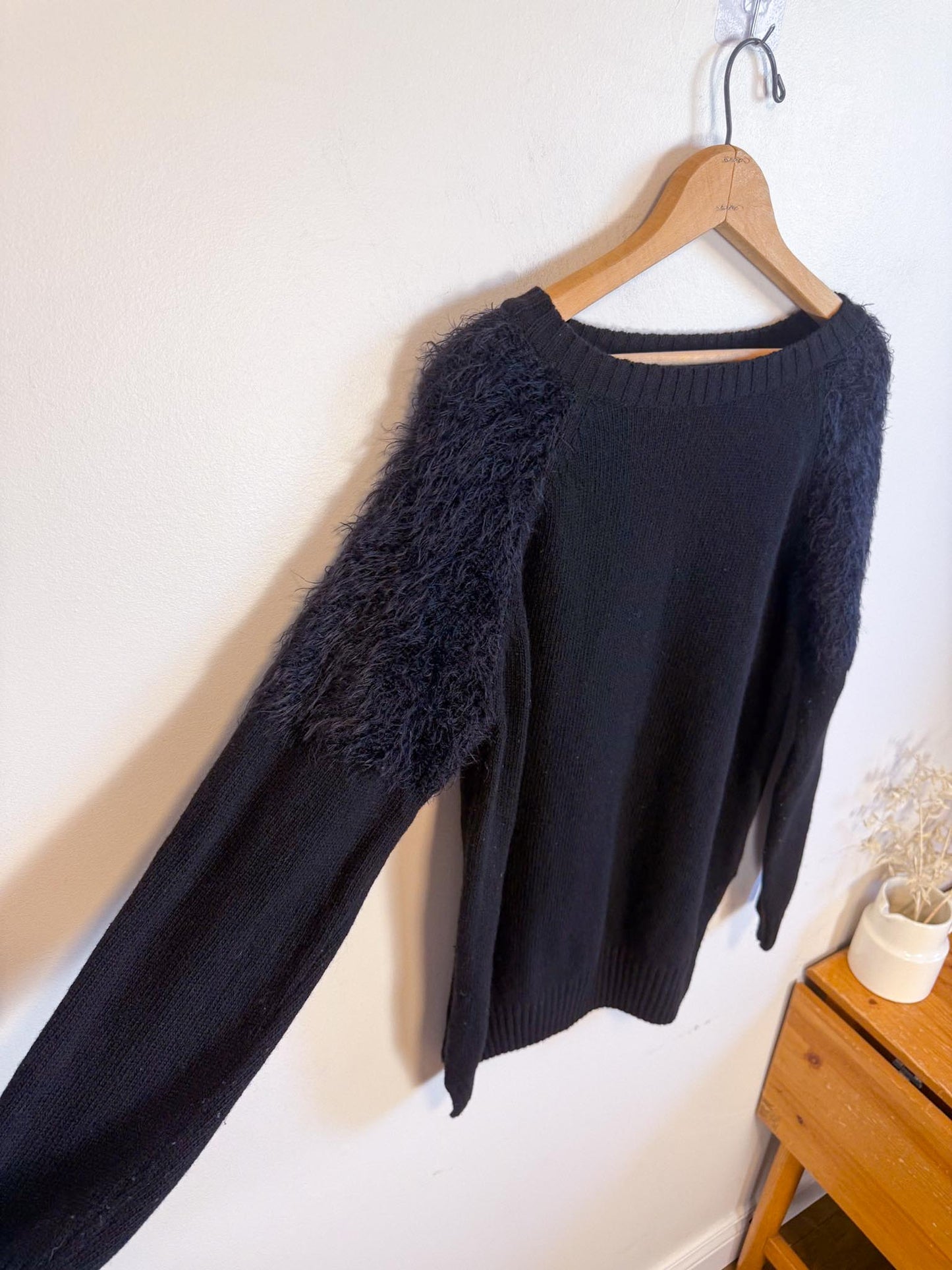 ANINE BING Designer "Fluffy Shoulder Wool Sweater in Black" (Size M)