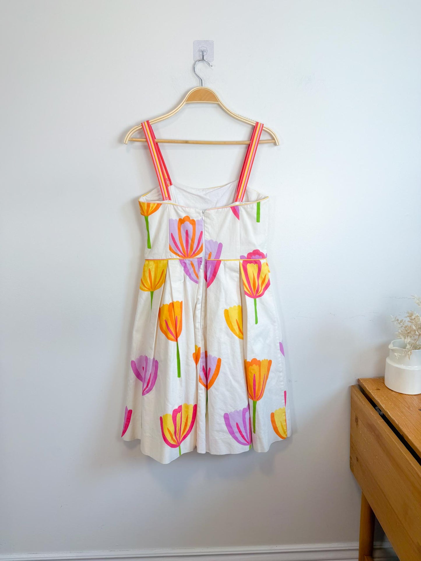 Vintage Molly B. Made in the USA White Tulip Floral Dress (Size S/M)