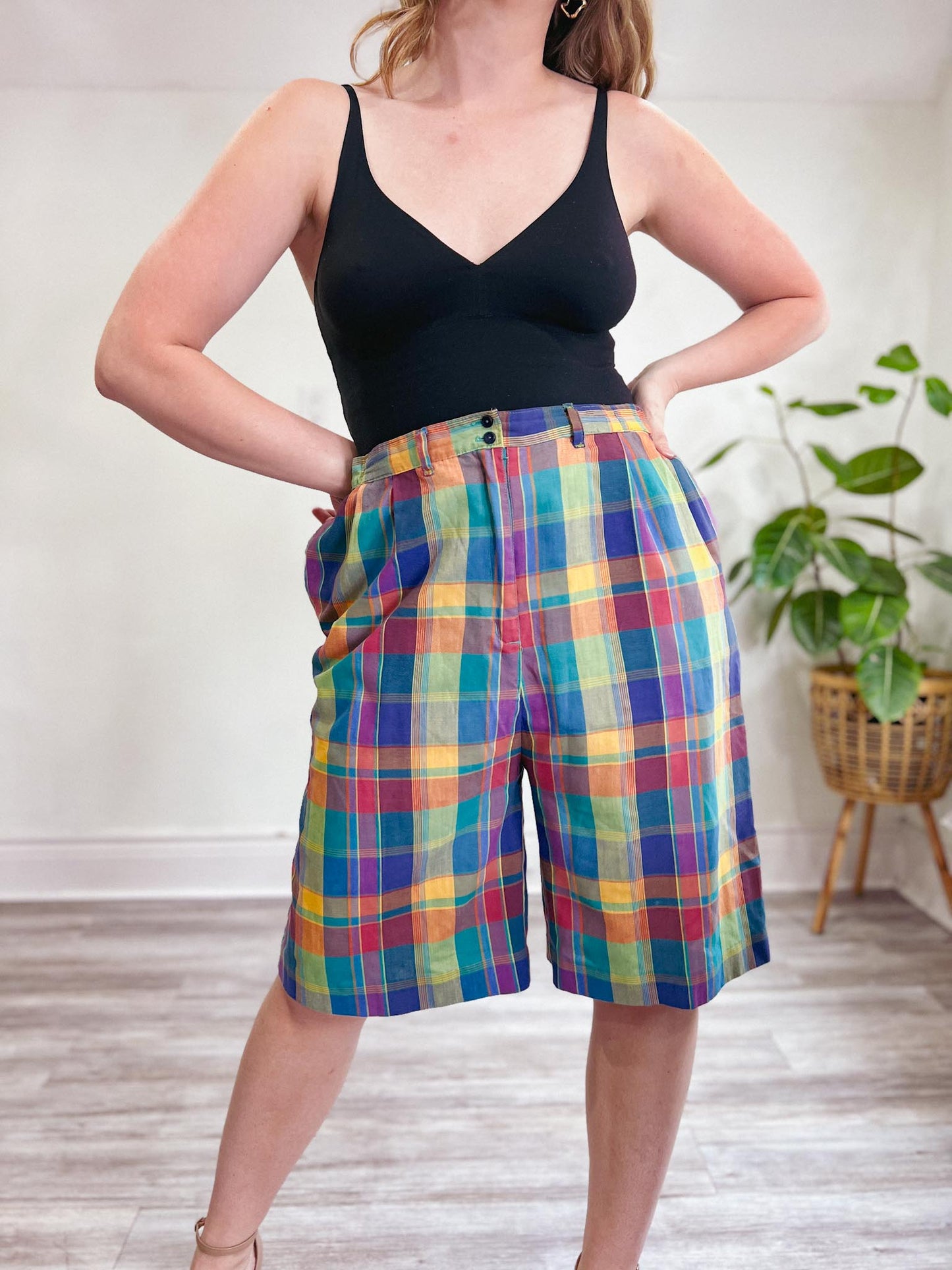 Vintage Plaid Long Shorts (Size XL)