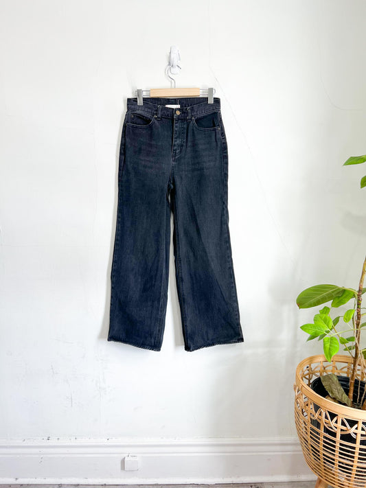 BDG High & Wide Jeans in Black Denim (Size 26)