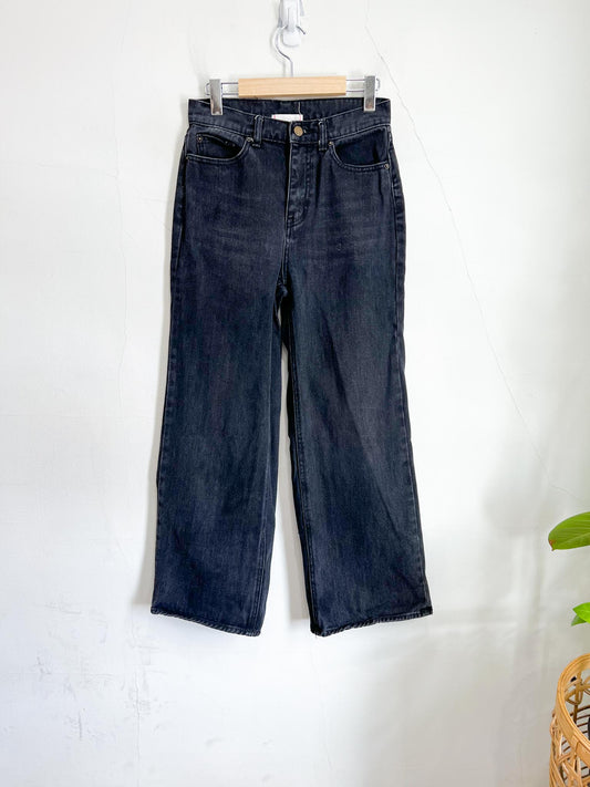 BDG High & Wide Jeans in Black Denim (Size 26)