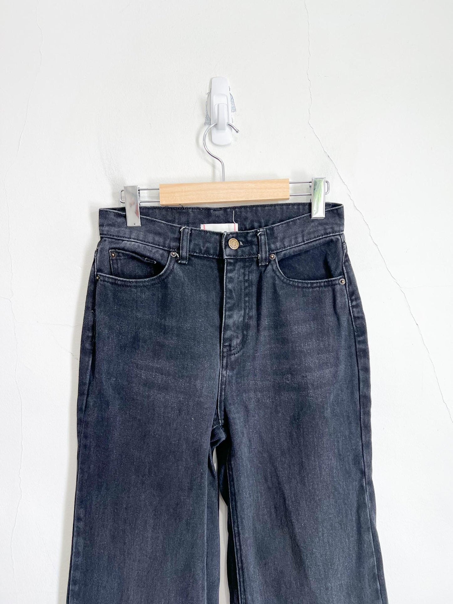 BDG High & Wide Jeans in Black Denim (Size 26)